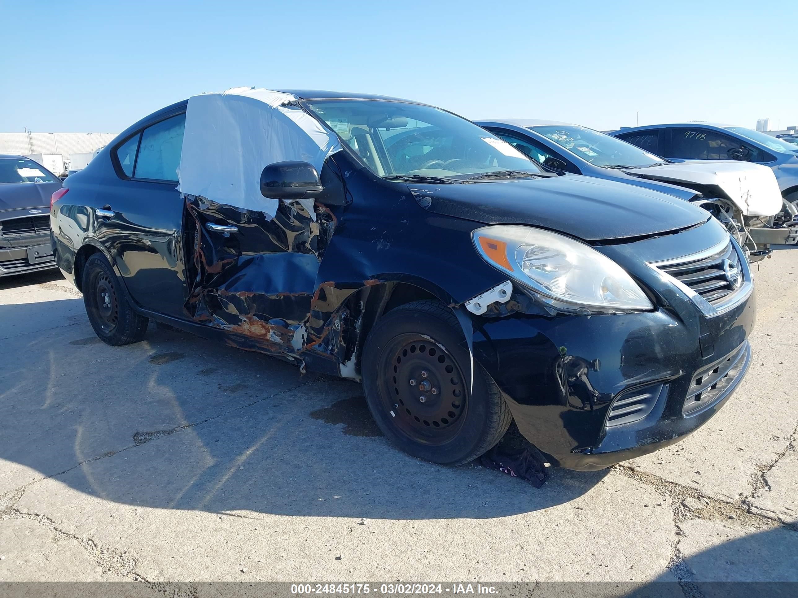 2014 Nissan Versa 1.6 Sv vin: 3N1CN7AP8EL824148