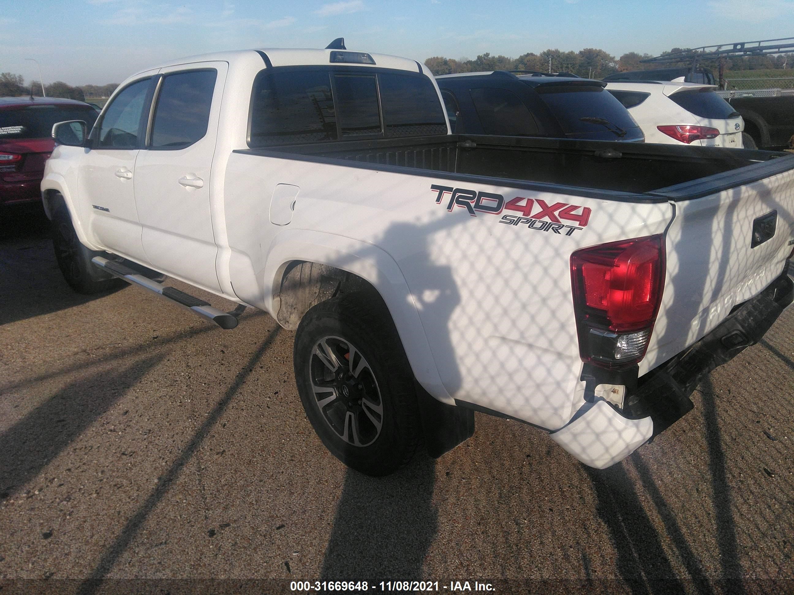 2016 Toyota Tacoma Trd Off Road/Trd Sport vin: 5TFDZ5BNXGX001218