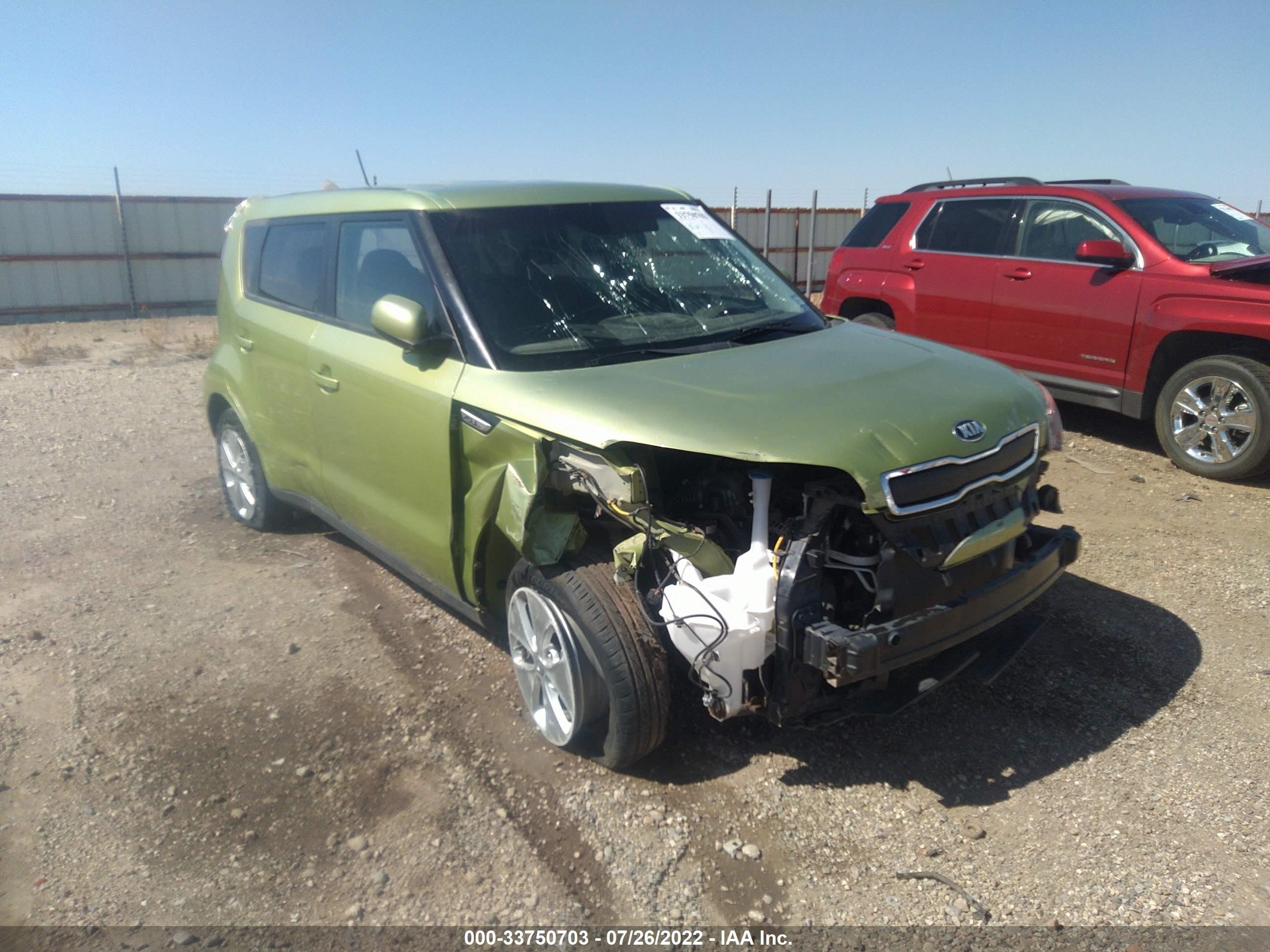 2015 Kia Soul vin: KNDJN2A22F7775837