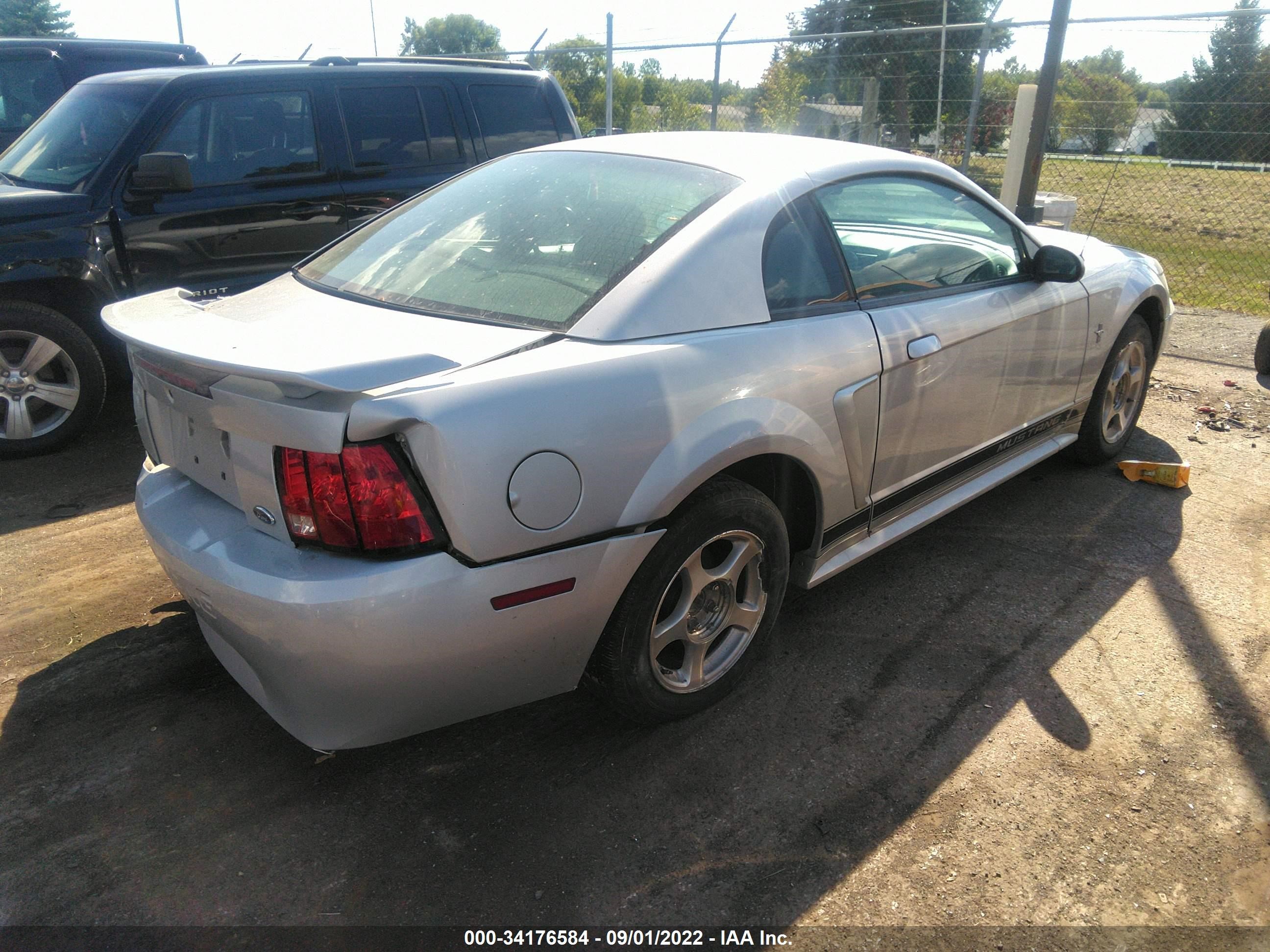 2002 FORD MUSTANG VIN: 1FAFP40442F100639