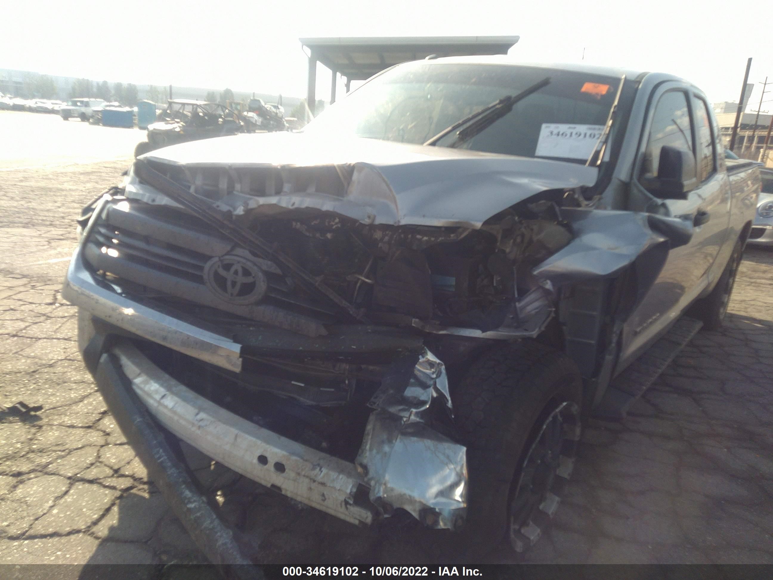 2015 Toyota Tundra Sr5 5.7L V8 vin: 5TFUW5F13FX469242