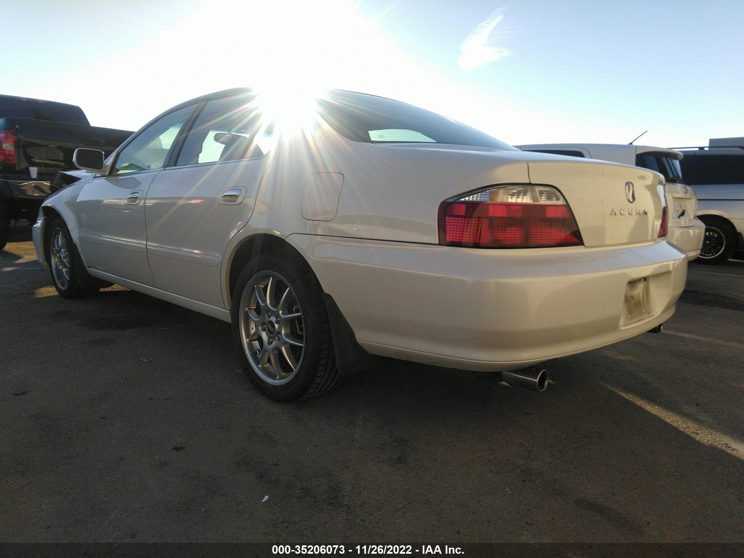 2002 ACURA TL TYPE S VIN: 19UUA568X2A030811