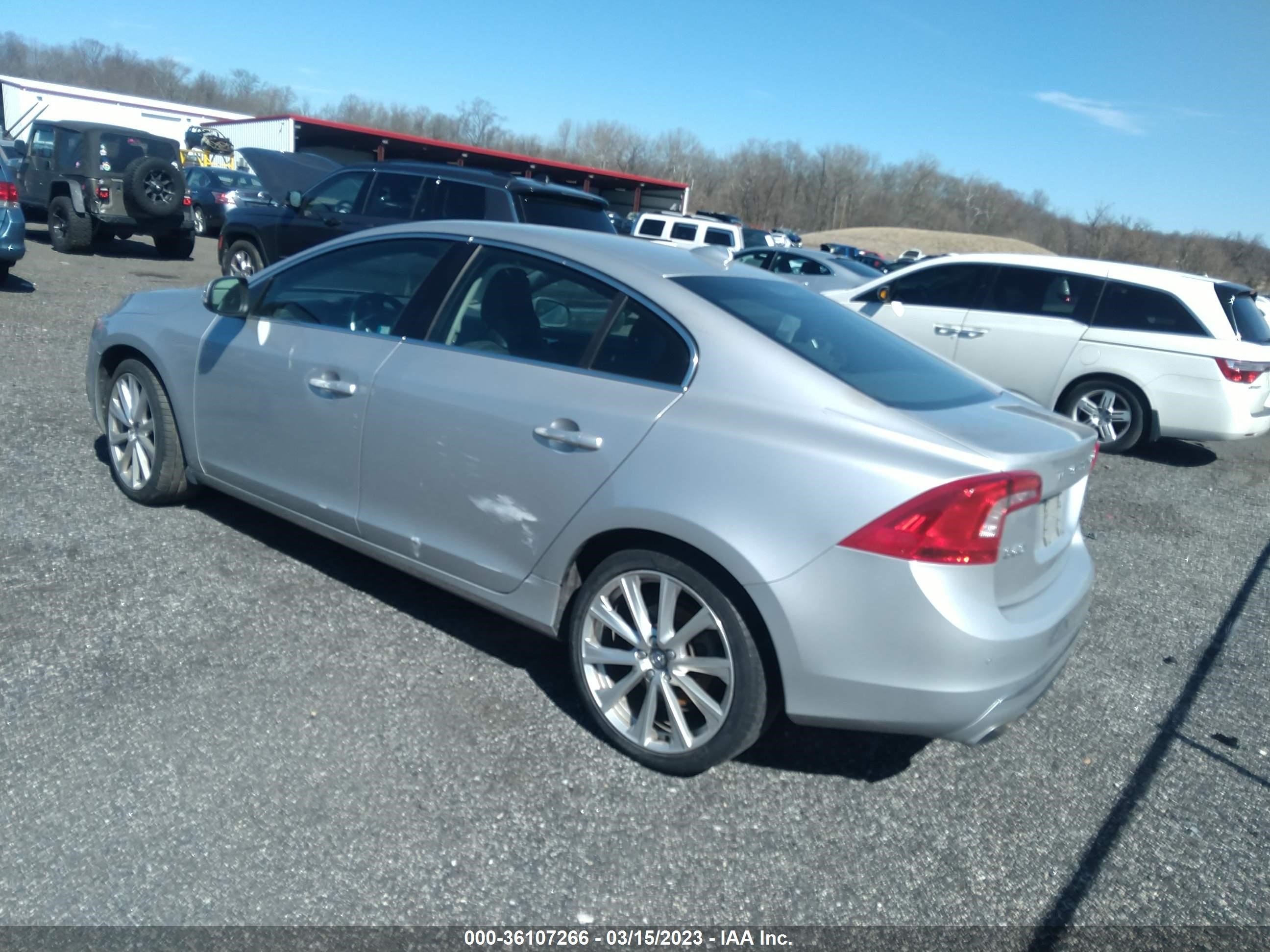 2017 Volvo S60 Inscription T5 Platinum vin: LYV402HM9HB147582