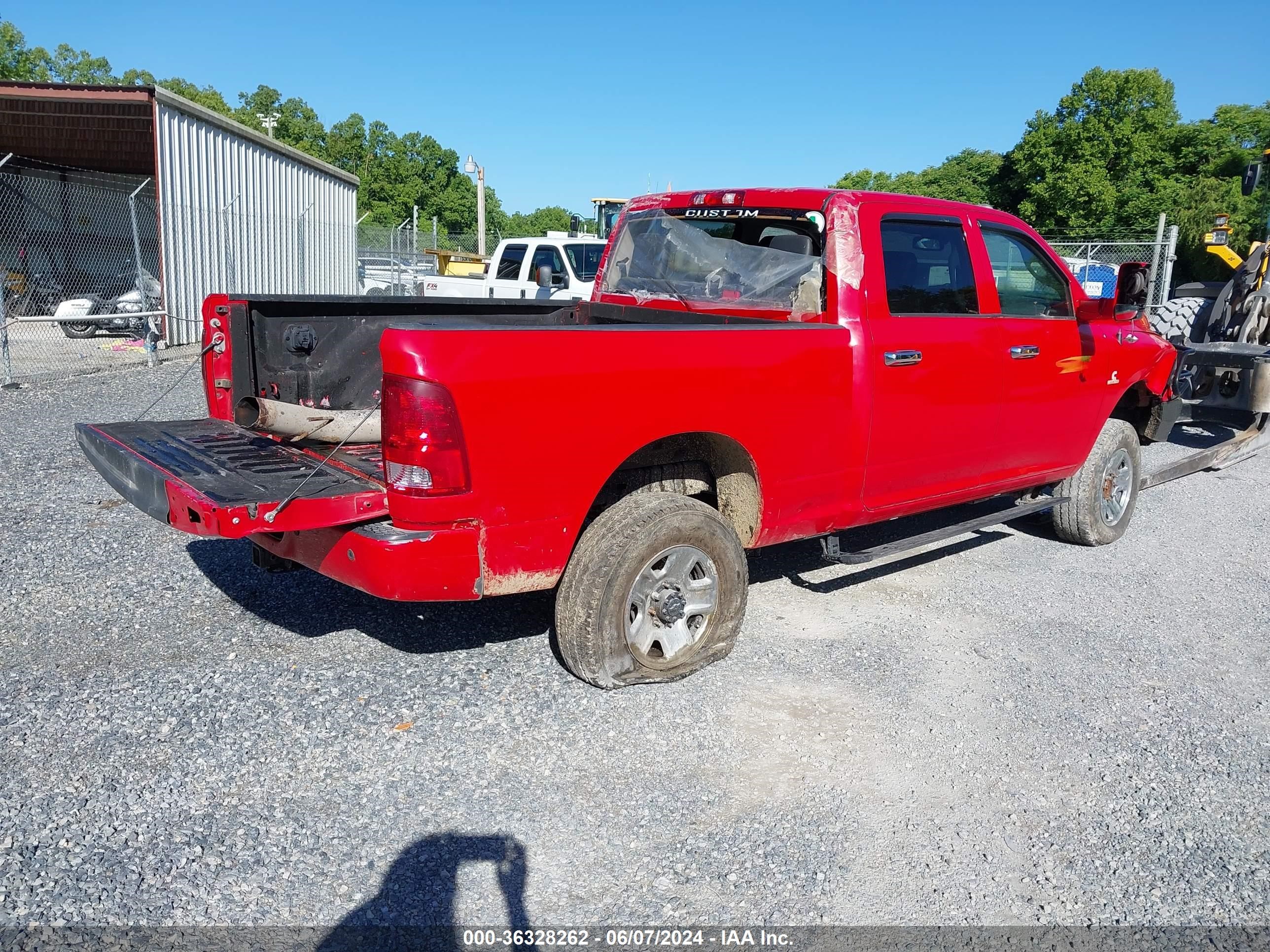 2016 Ram 2500 Tradesman vin: 3C6UR5CL9GG101741