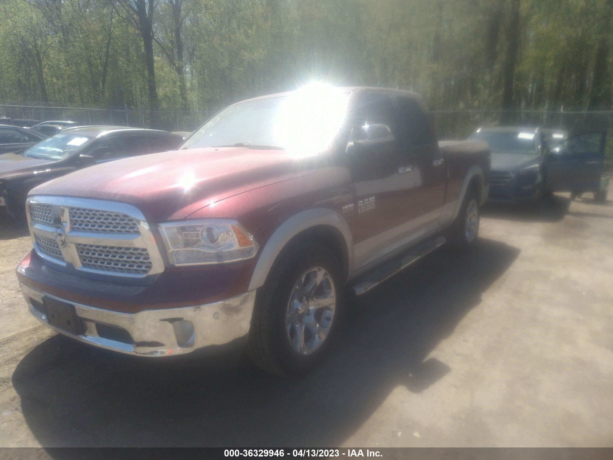 2017 Ram 1500 Laramie 4X4 6'4" Box vin: 1C6RR7JT7HS815656