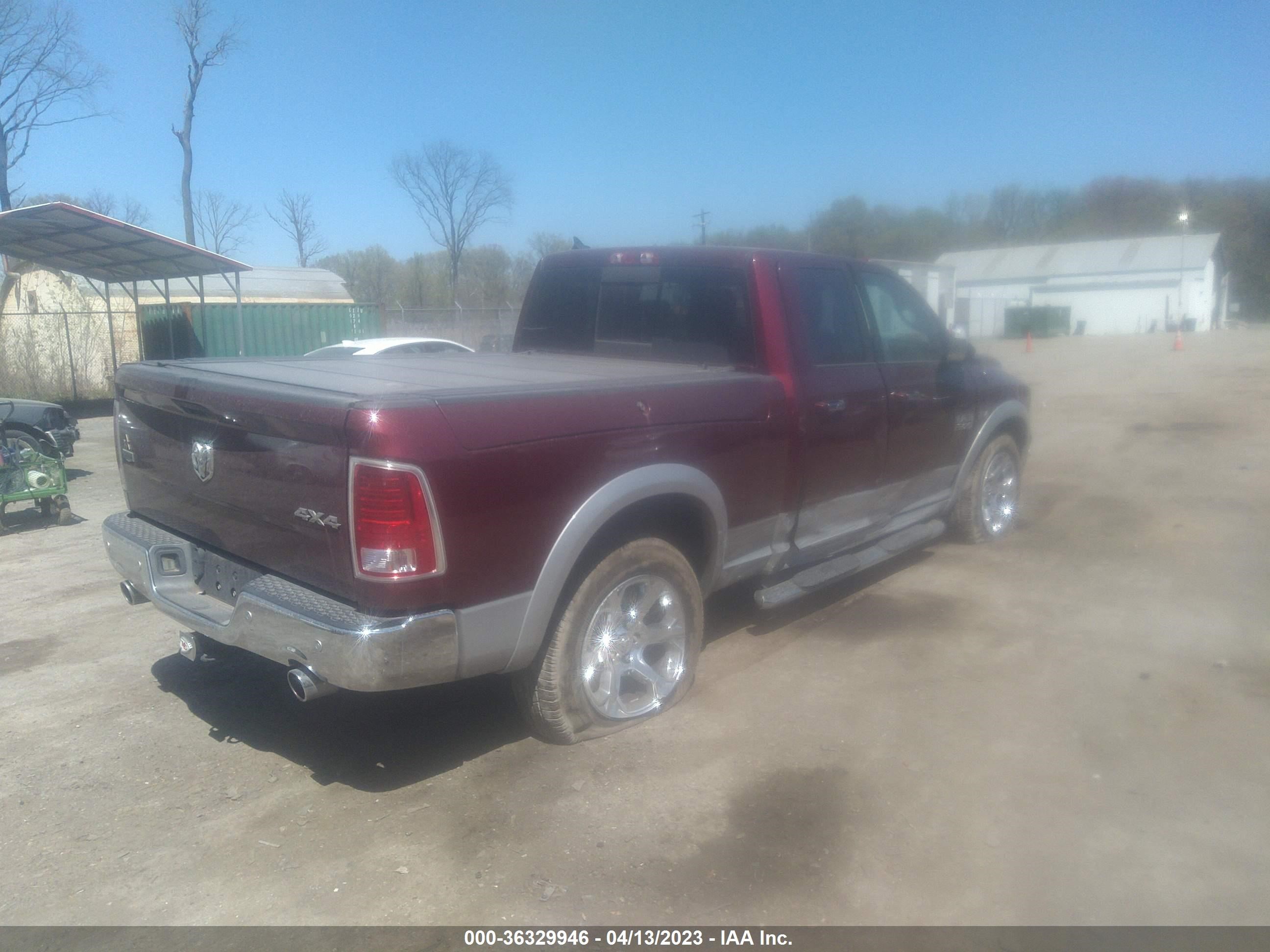 2017 Ram 1500 Laramie 4X4 6'4" Box vin: 1C6RR7JT7HS815656