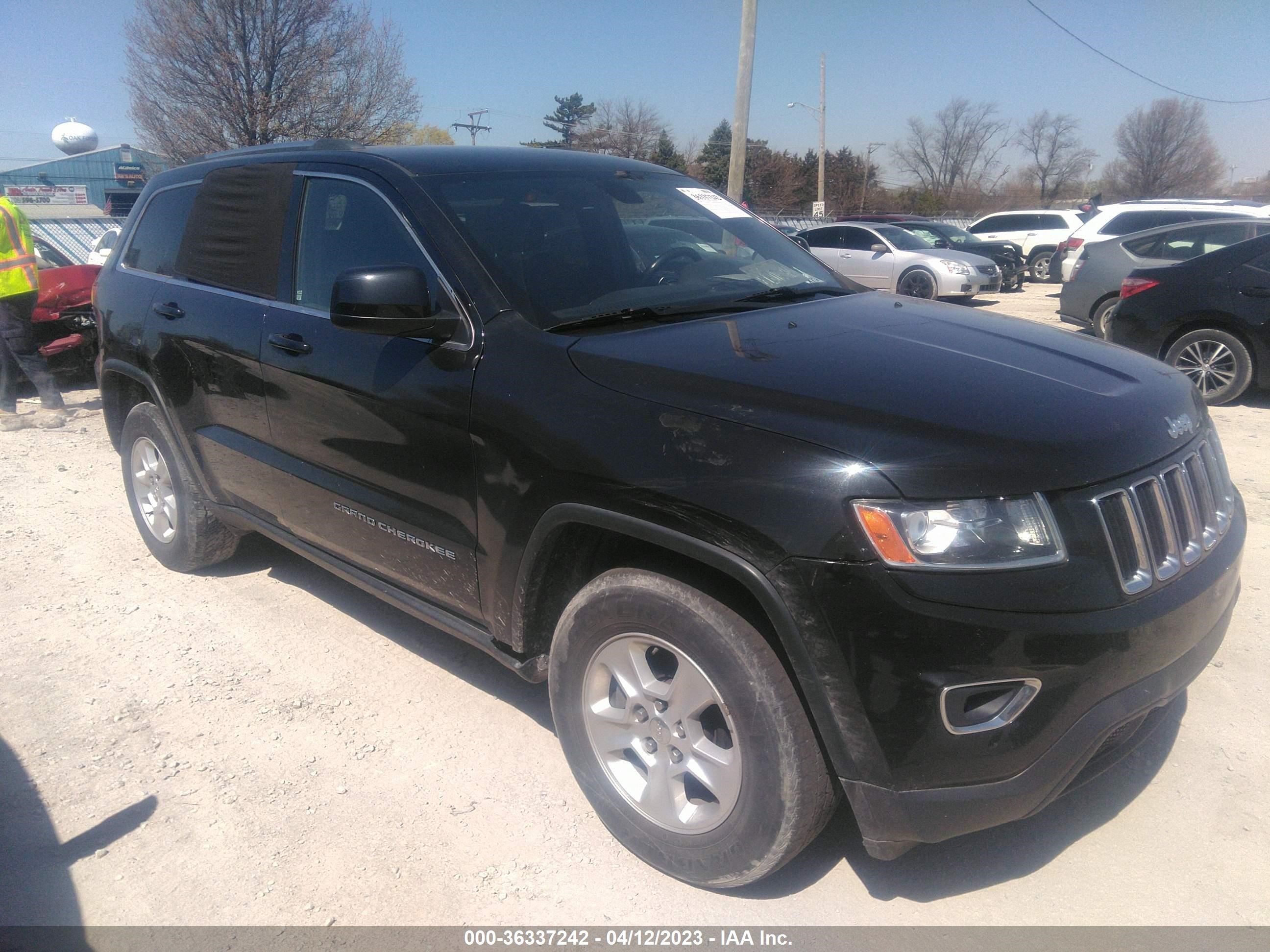 2014 Jeep Grand Cherokee Laredo vin: 1C4RJFAG3EC119606