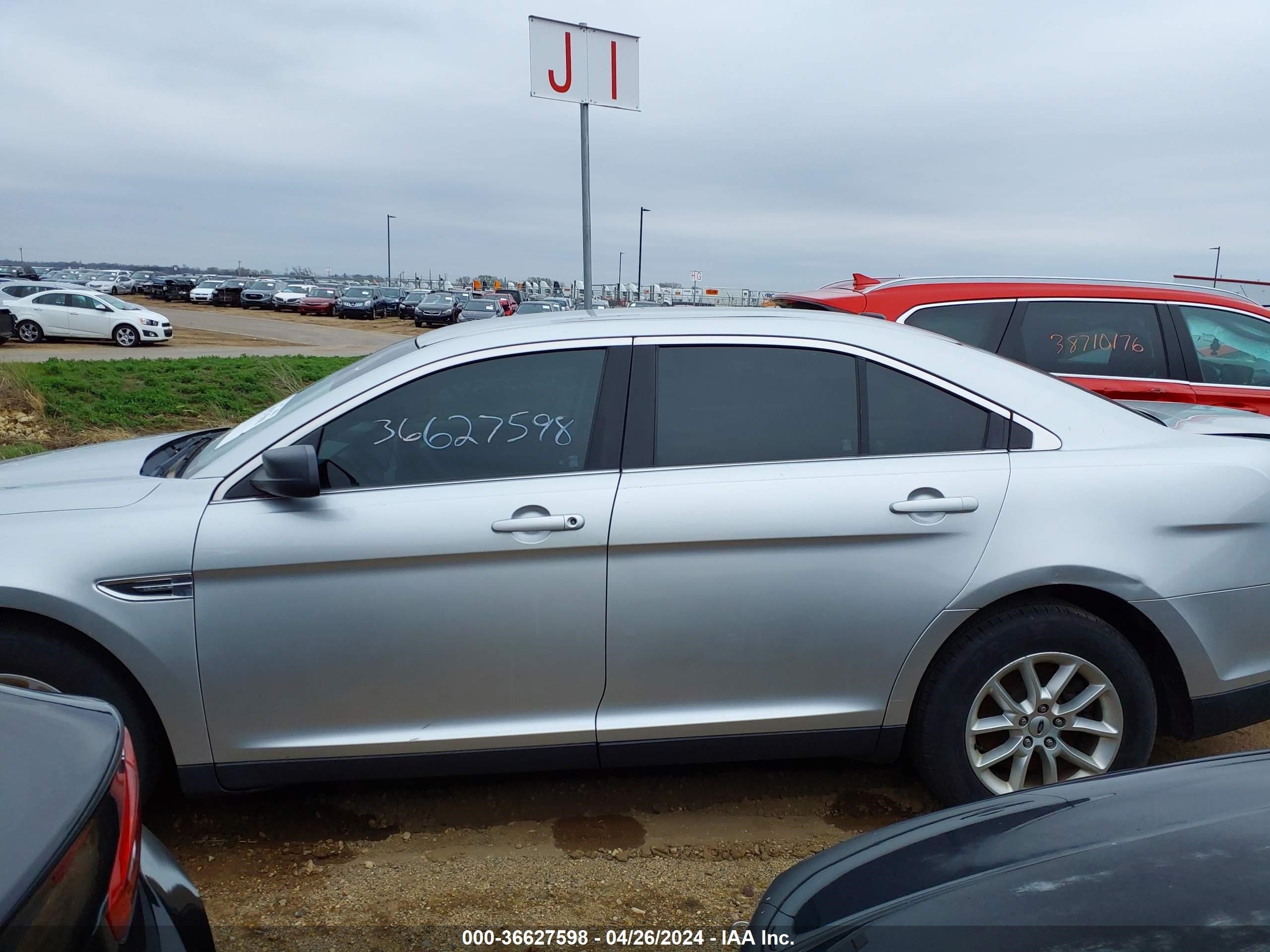 2015 Ford Taurus Se vin: 1FAHP2D88FG100475