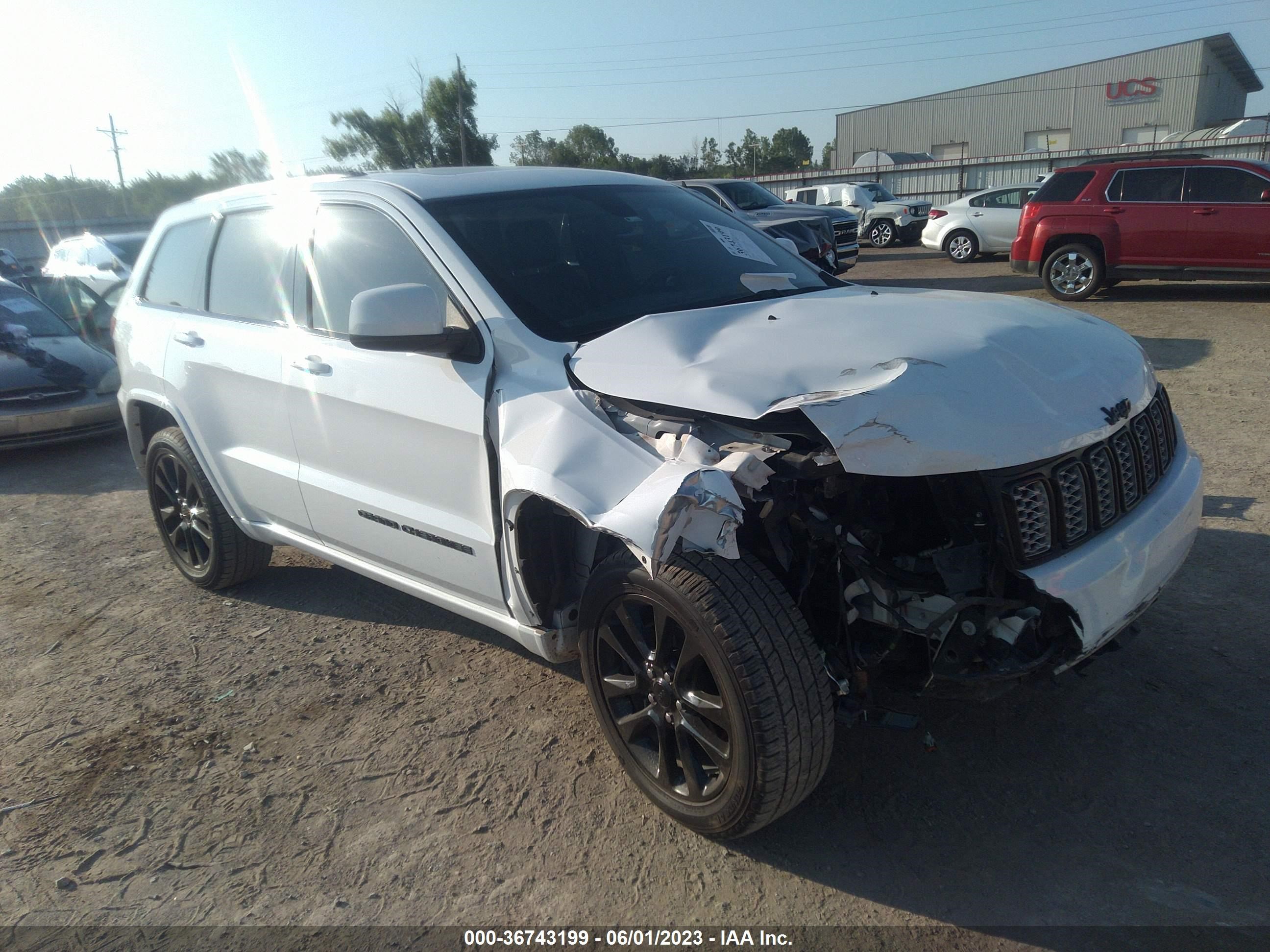 2019 Jeep Grand Cherokee Altitude 4X4 vin: 1C4RJFAG0KC566616