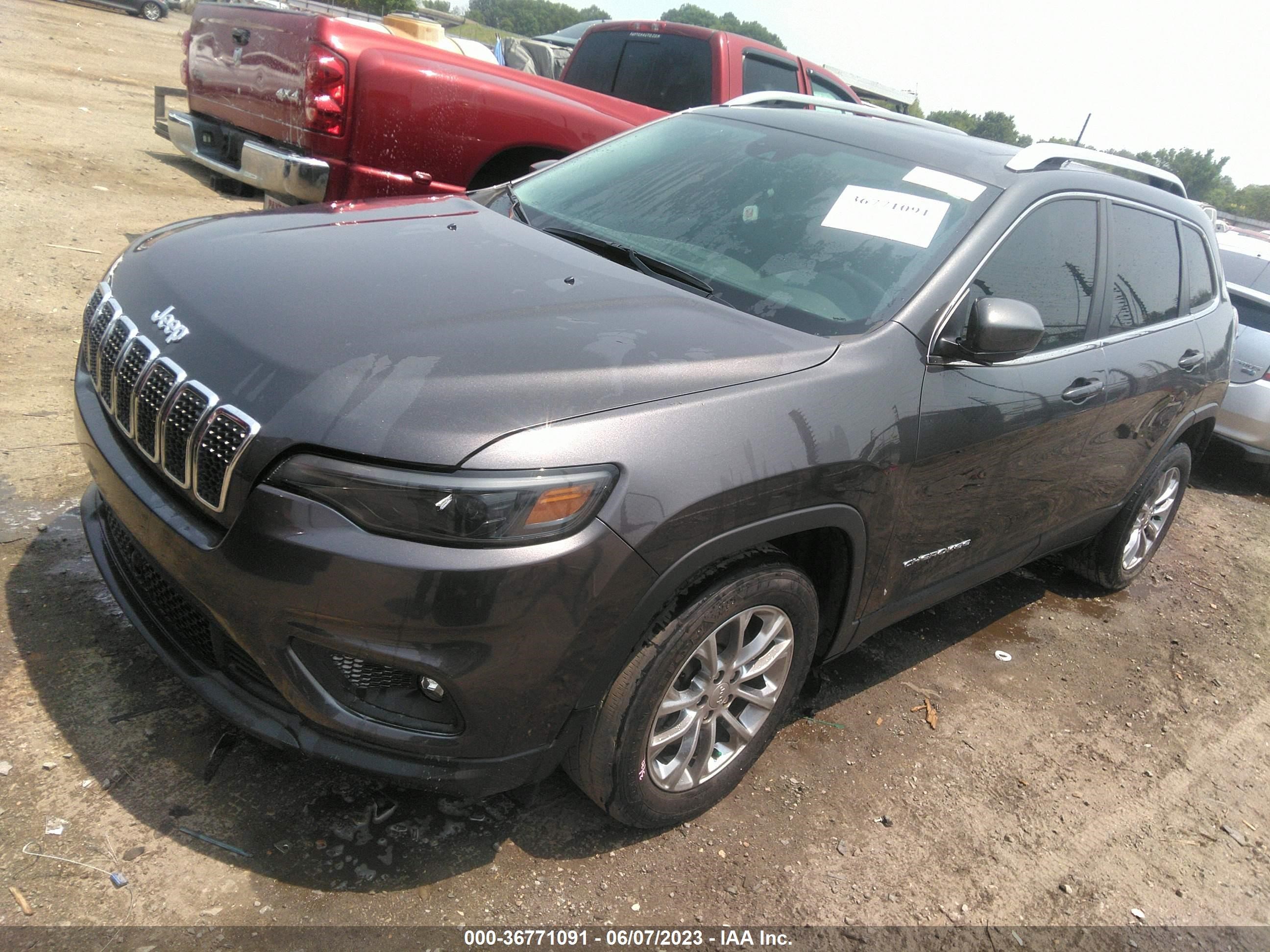 2021 Jeep Cherokee Latitude Plus Fwd vin: 1C4PJLLB9MD203526