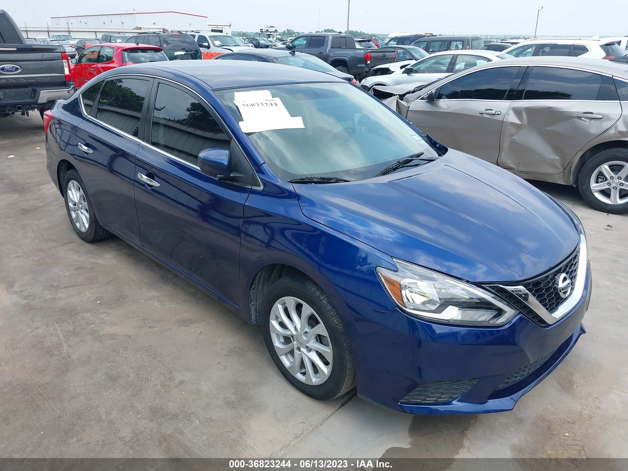 2018 Nissan Sentra Sv vin: 3N1AB7AP4JL647785