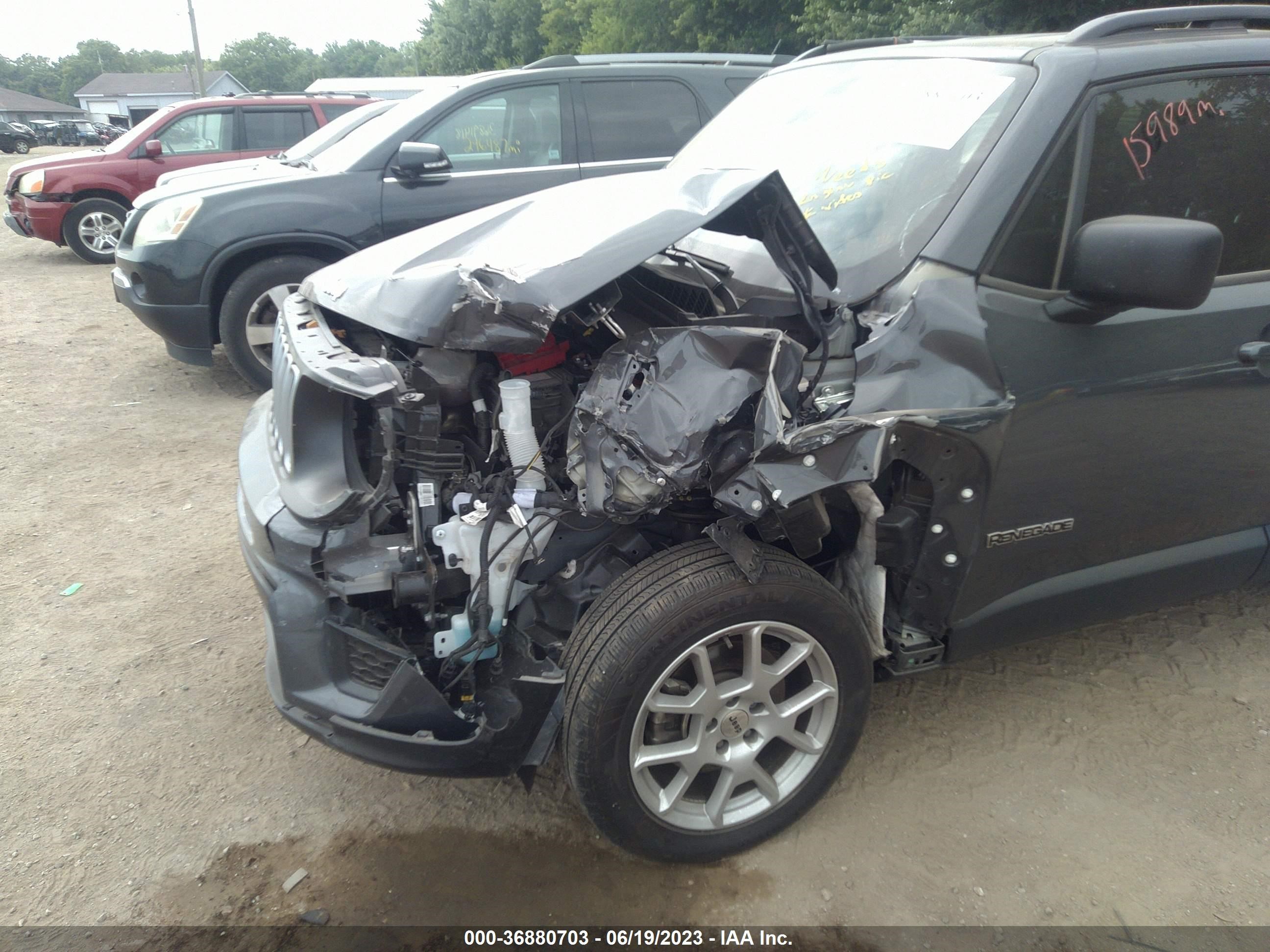 2022 Jeep Renegade Latitude vin: ZACNJDB15NPN52298