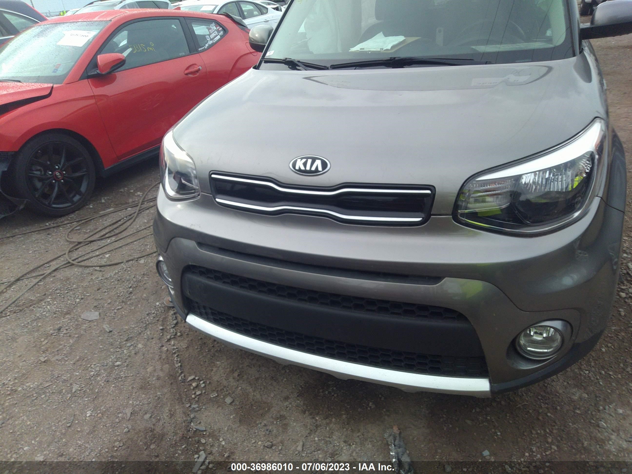 2017 Kia Soul + vin: KNDJP3A53H7477116