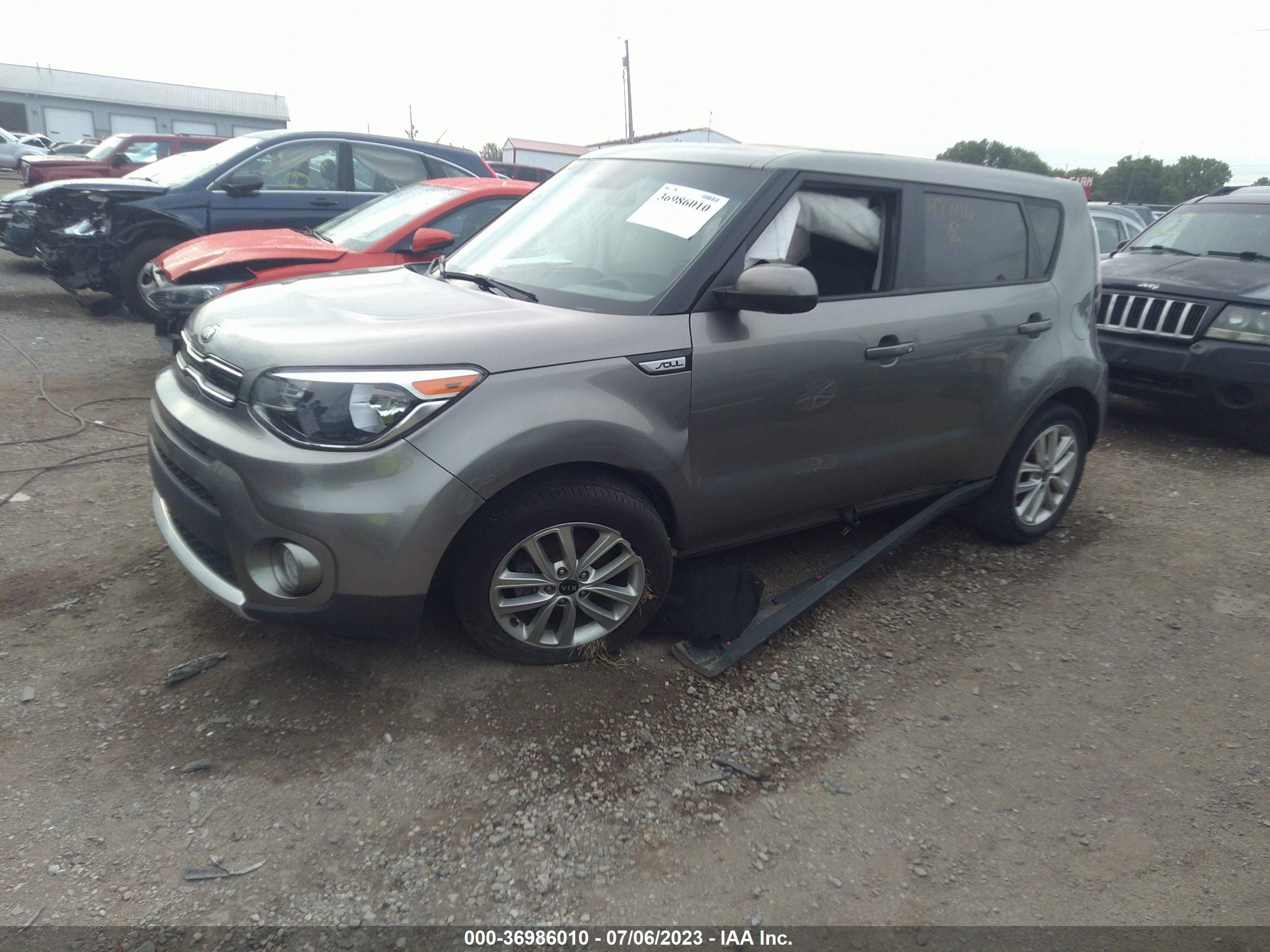 2017 Kia Soul + vin: KNDJP3A53H7477116