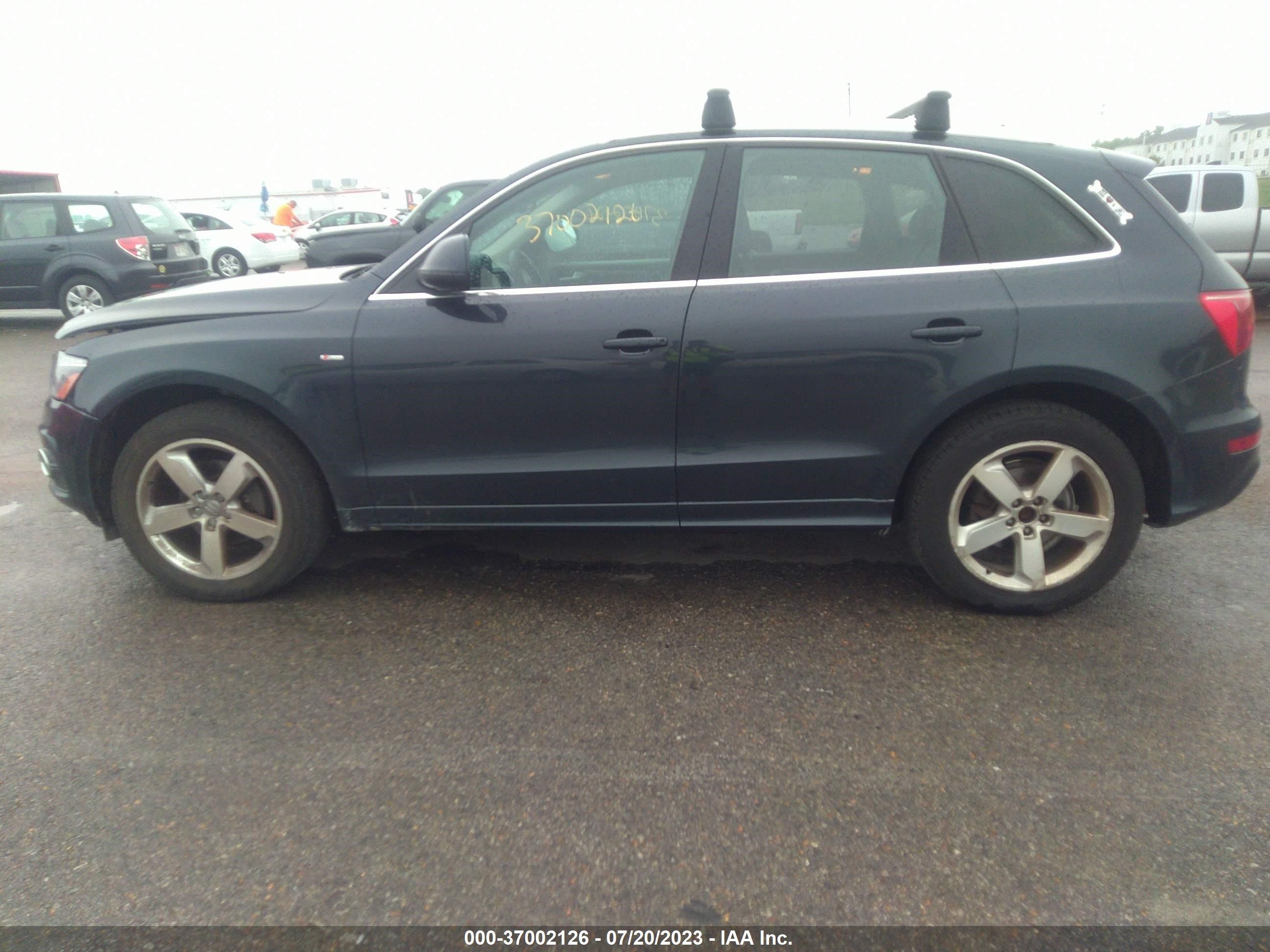 2012 Audi Q5 3.2 Premium Plus vin: WA1DKAFP5CA055378