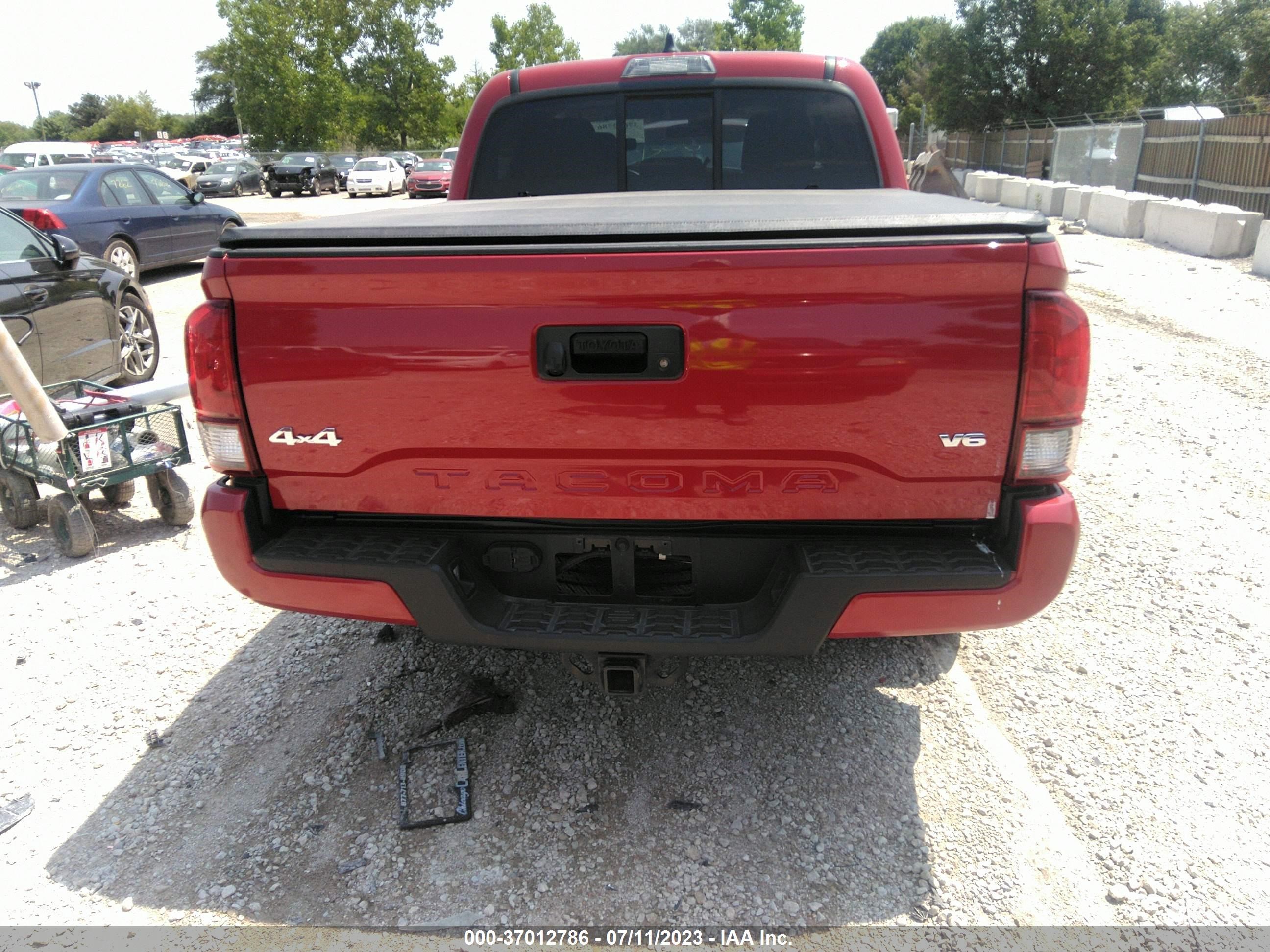 2023 Toyota Tacoma 4Wd Sr/Sr5/Trd Sport vin: 3TMCZ5AN1PM549692