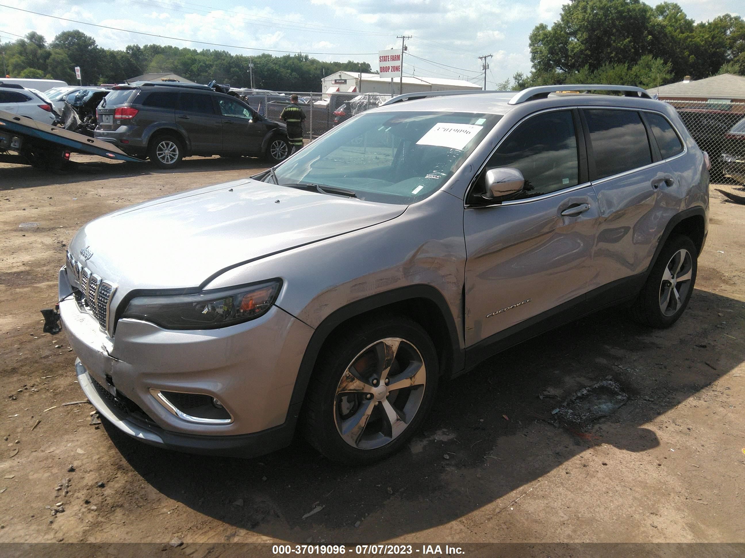 2020 Jeep Cherokee Limited Fwd vin: 1C4PJLDB7LD654385