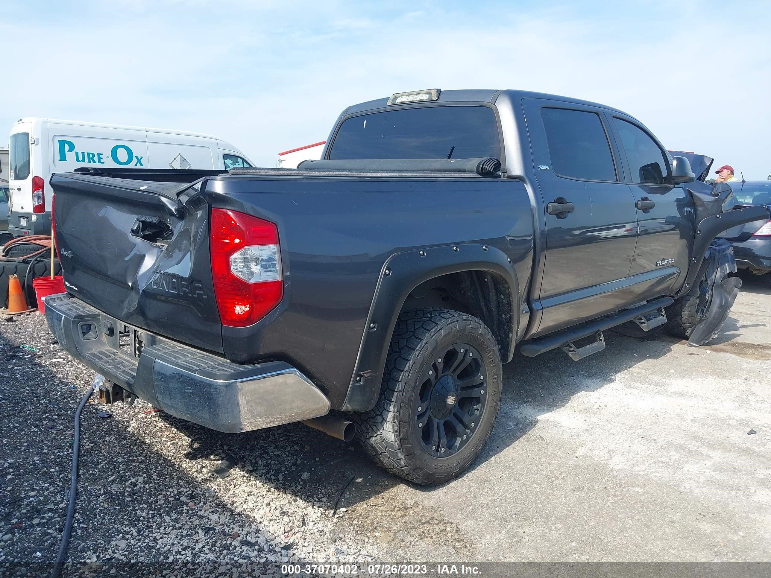 2016 Toyota Tundra Sr5 5.7L V8 vin: 5TFDW5F14GX559887