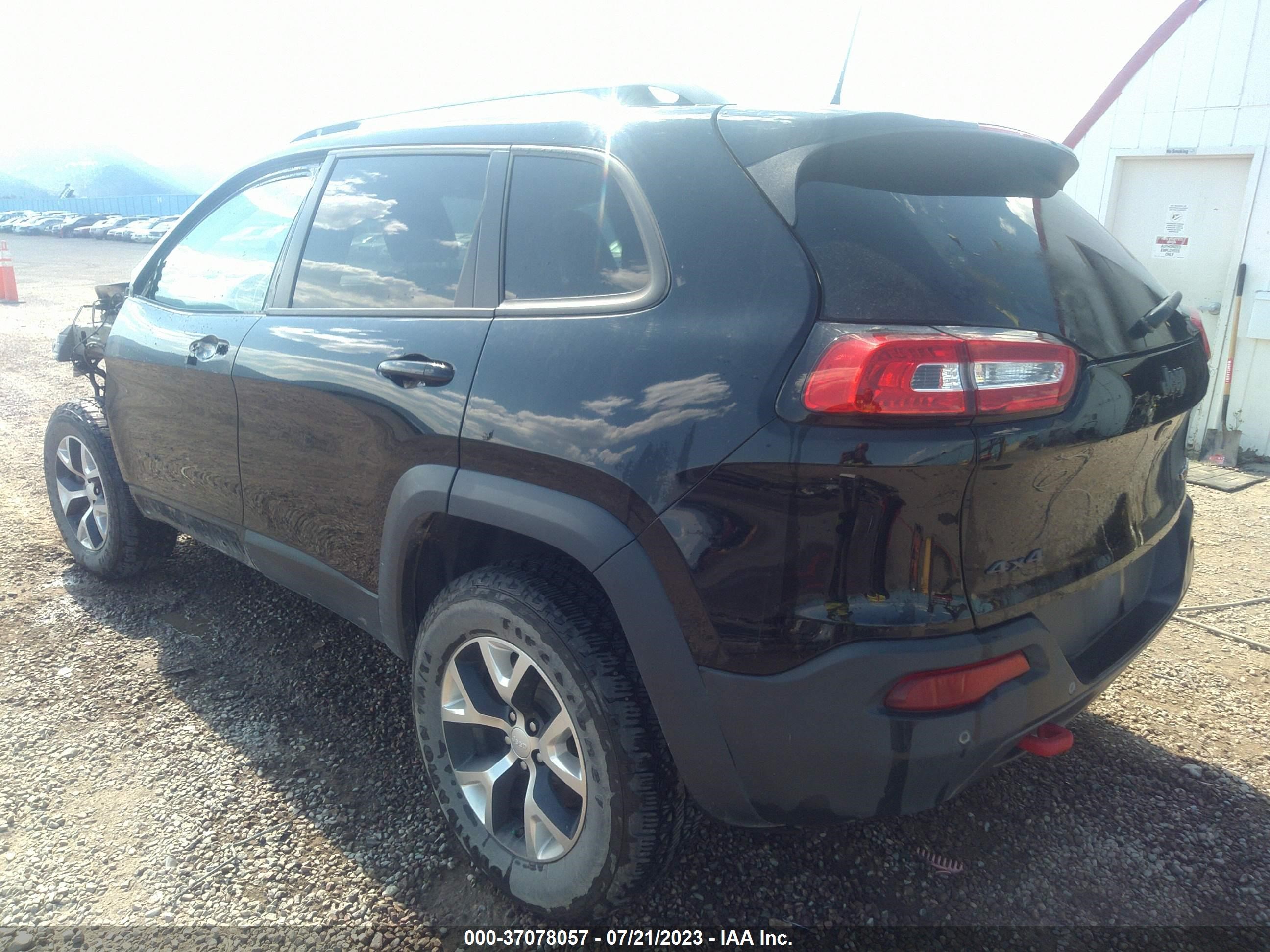 2018 Jeep Cherokee Trailhawk 4X4 vin: 1C4PJMBXXJD575584