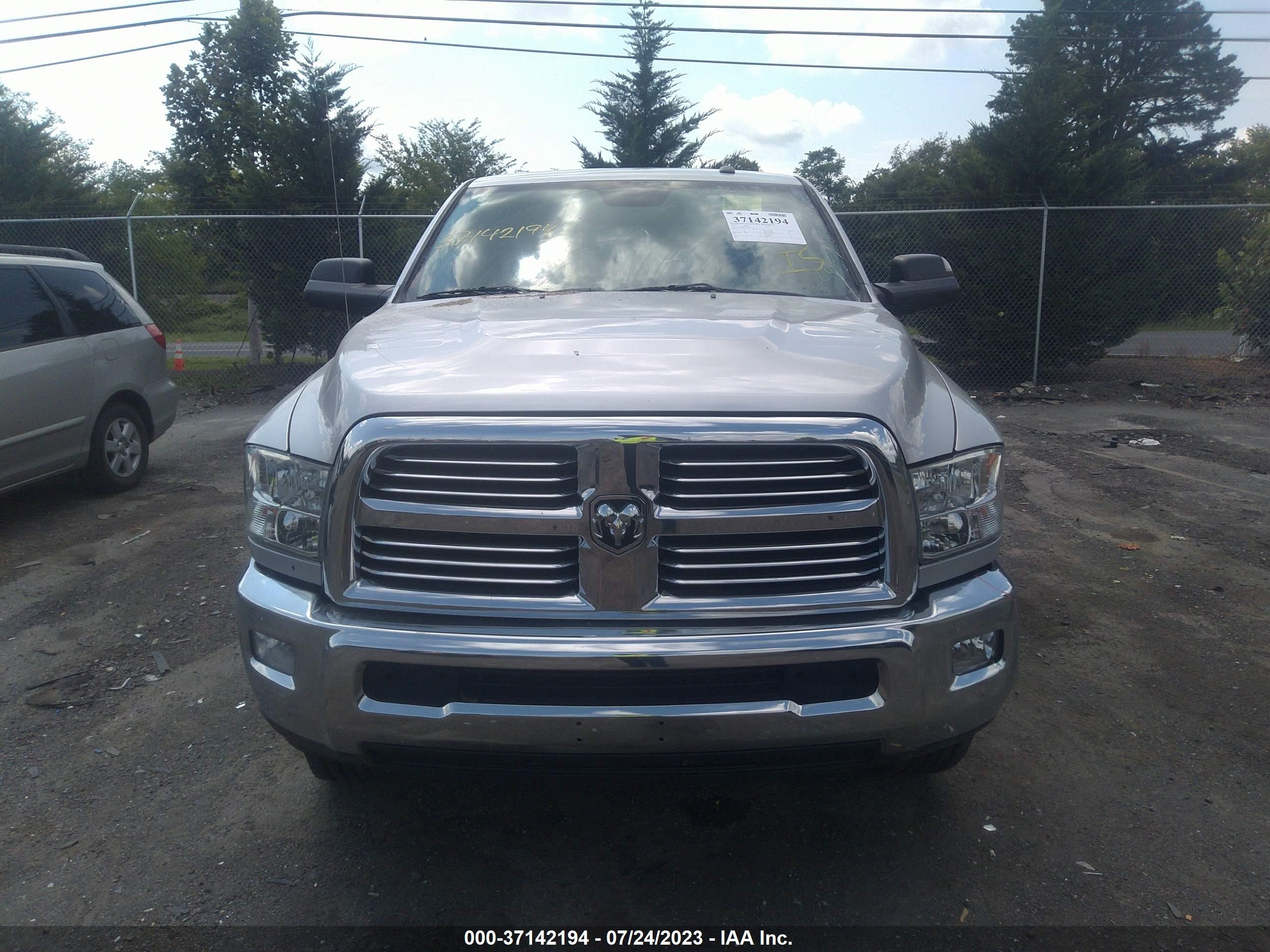 2018 Ram 2500 Big Horn 4X4 6'4" Box vin: 3C6UR5DJ2JG232661