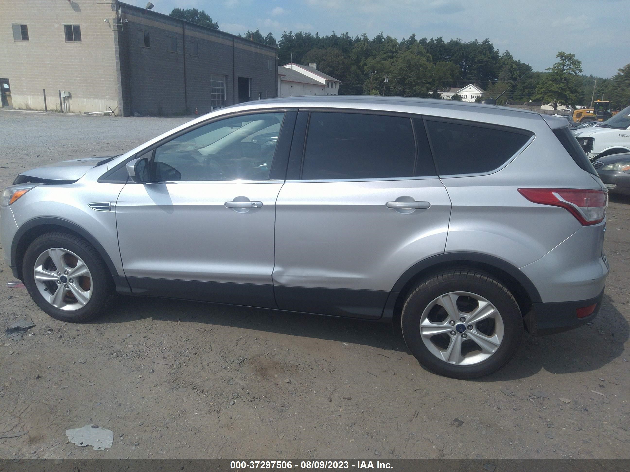 2016 Ford Escape Se vin: 1FMCU9GX8GUB78150