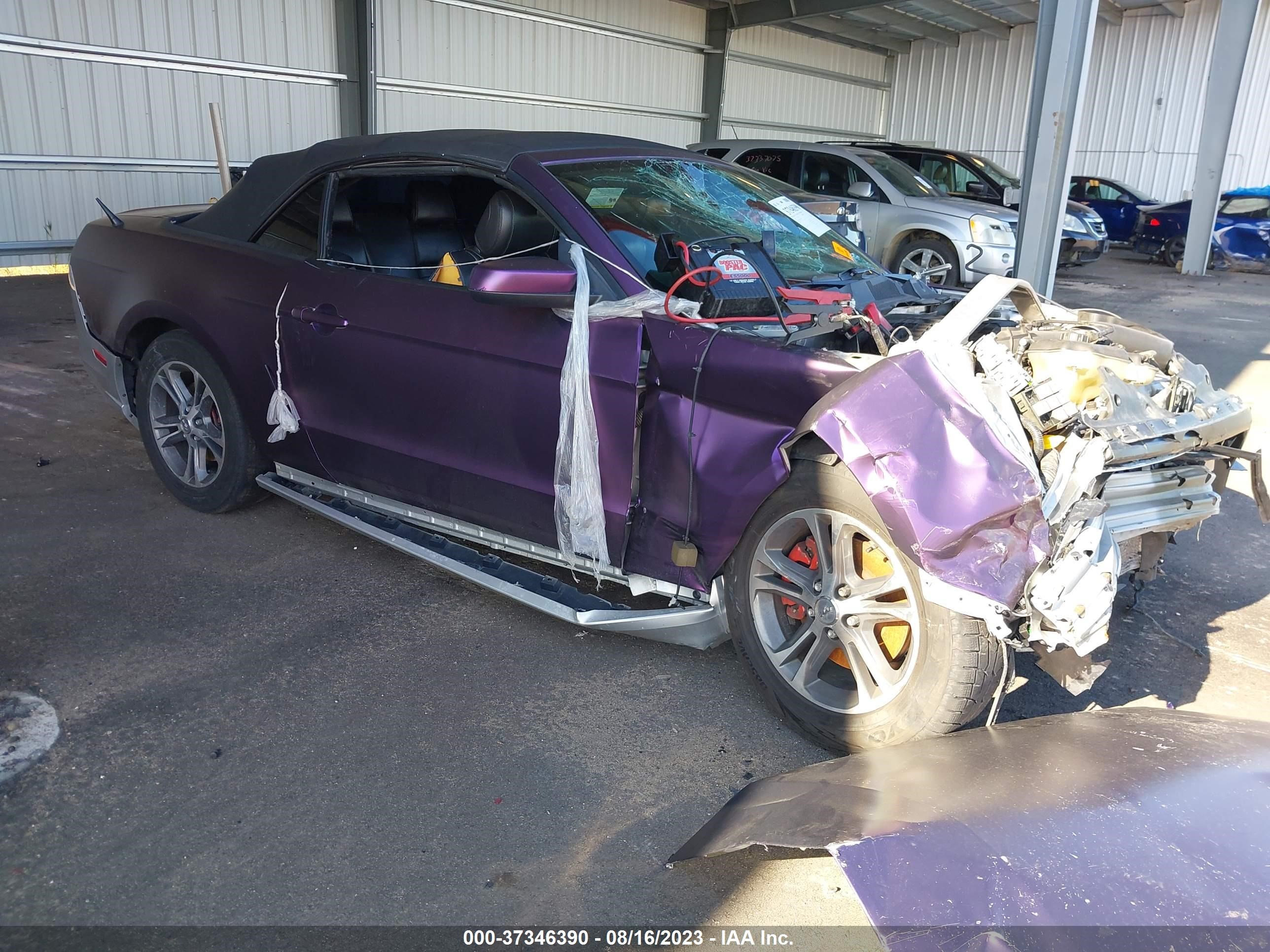 2014 Ford Mustang V6 vin: 1ZVBP8EM7E5241429