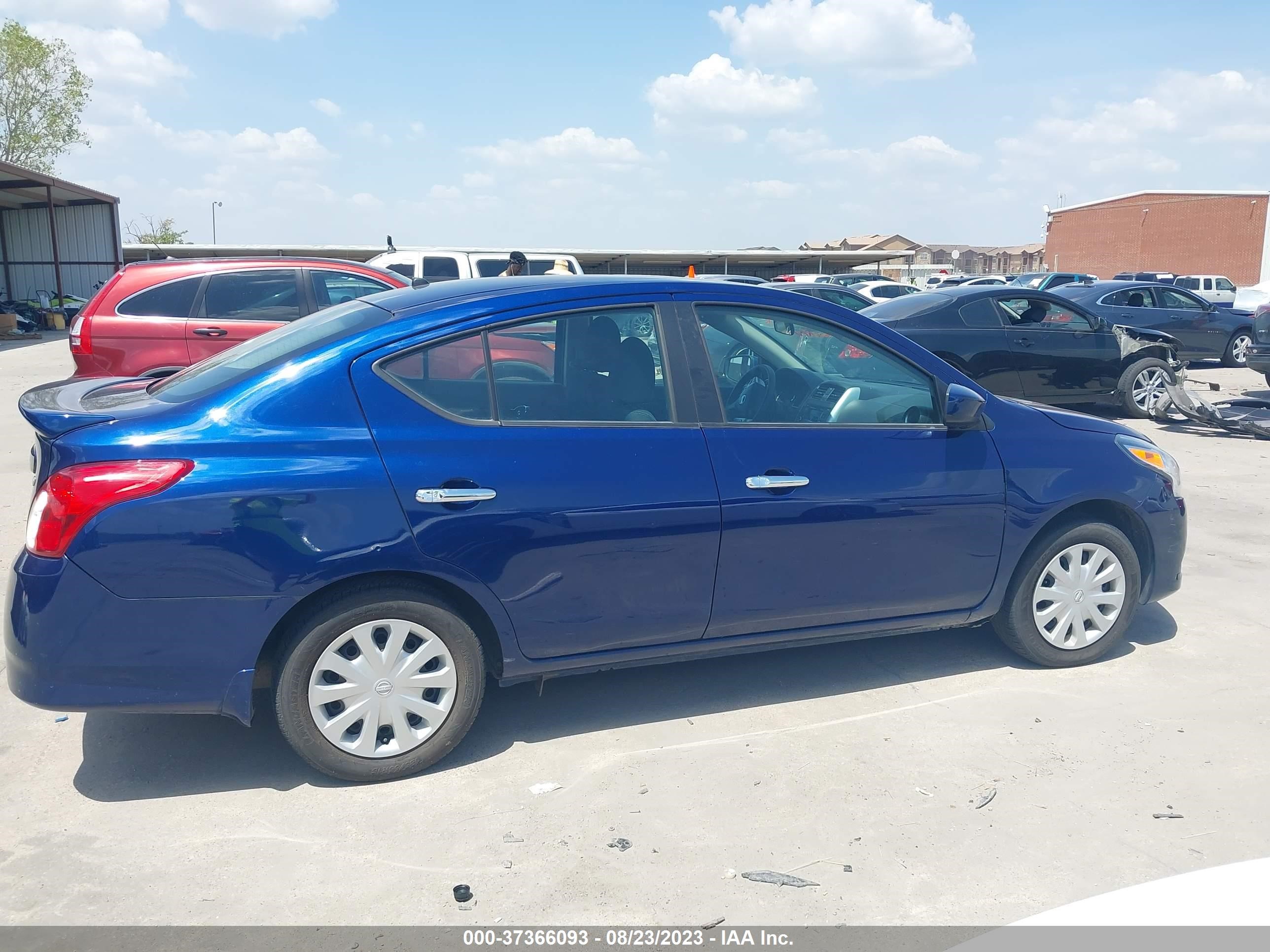 2018 Nissan Versa 1.6 Sv vin: 3N1CN7AP5JL845727