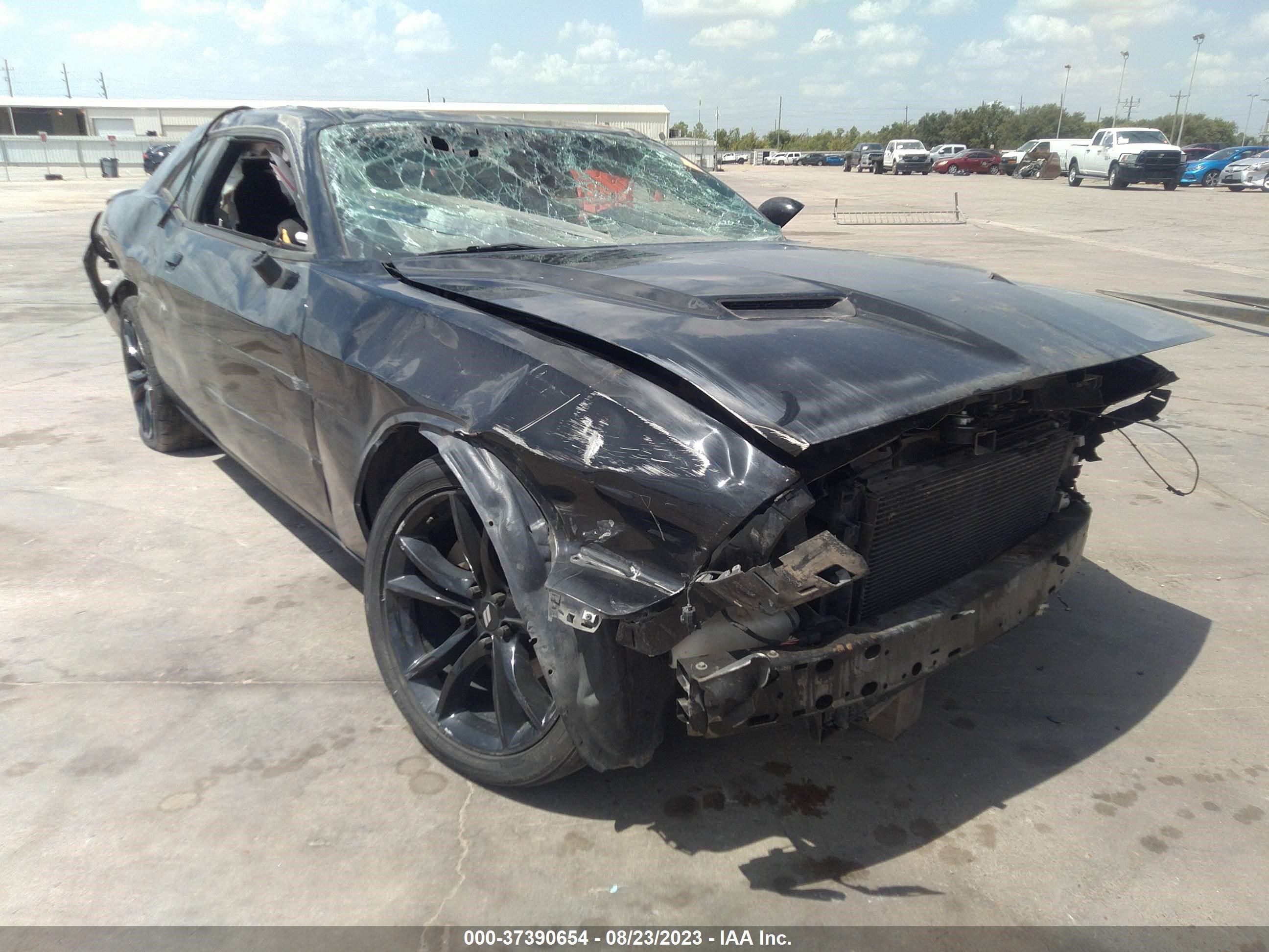 2017 Dodge Challenger Sxt vin: 2C3CDZAG5HH555359