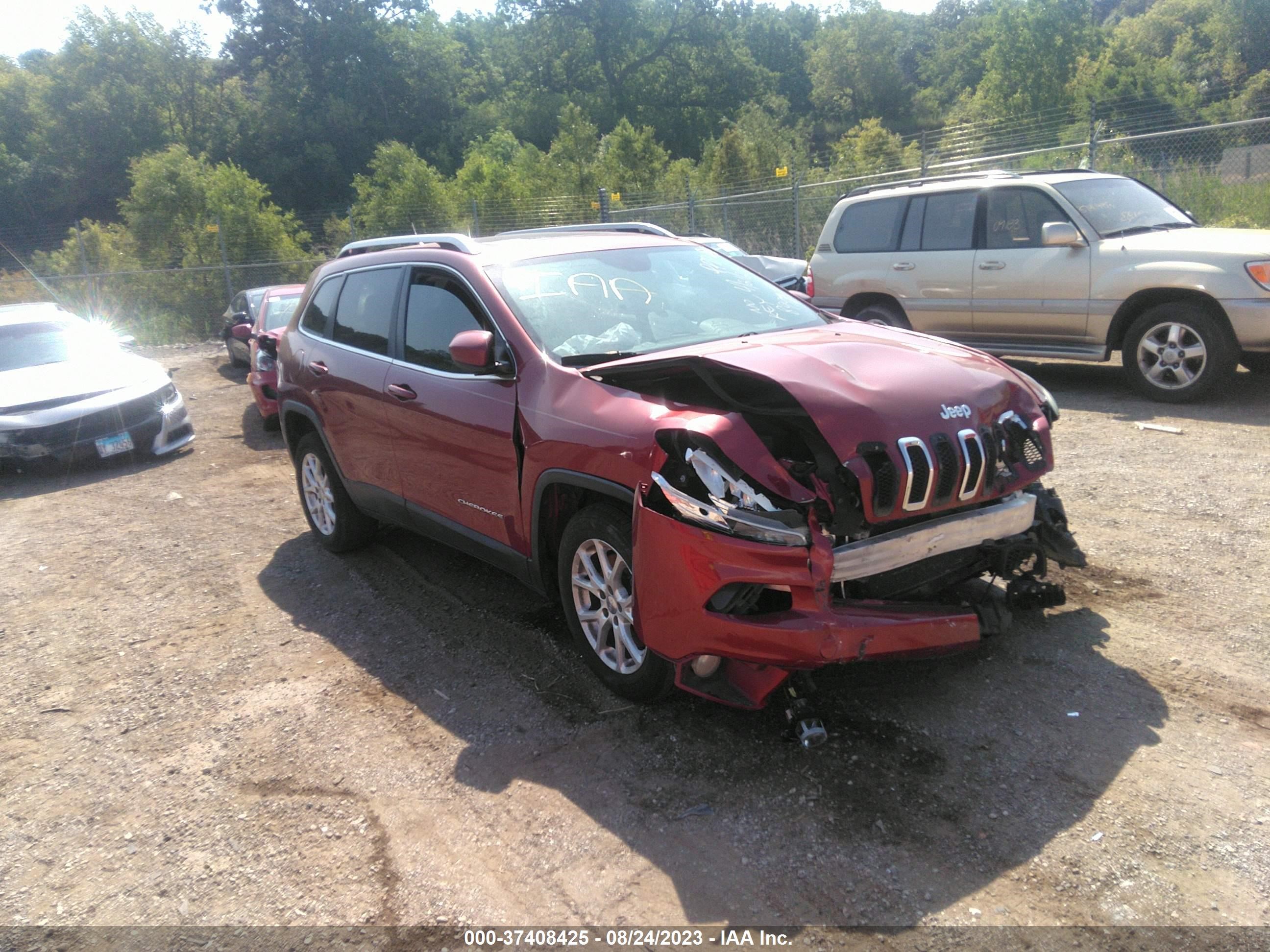 2014 Jeep Cherokee Latitude vin: 1C4PJLCS0EW122971