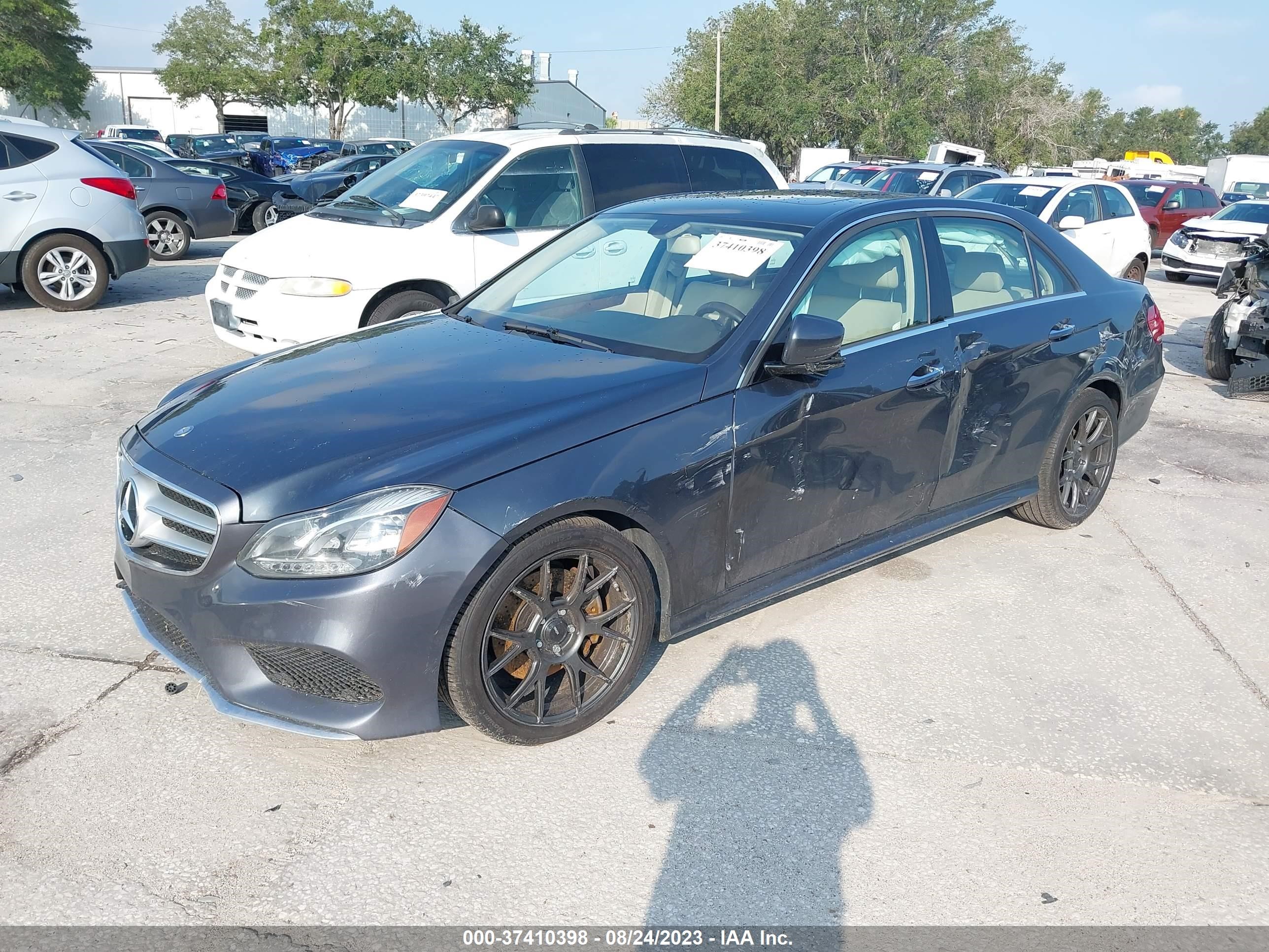 2014 Mercedes-Benz E 350 4Matic vin: WDDHF8JB9EA781799