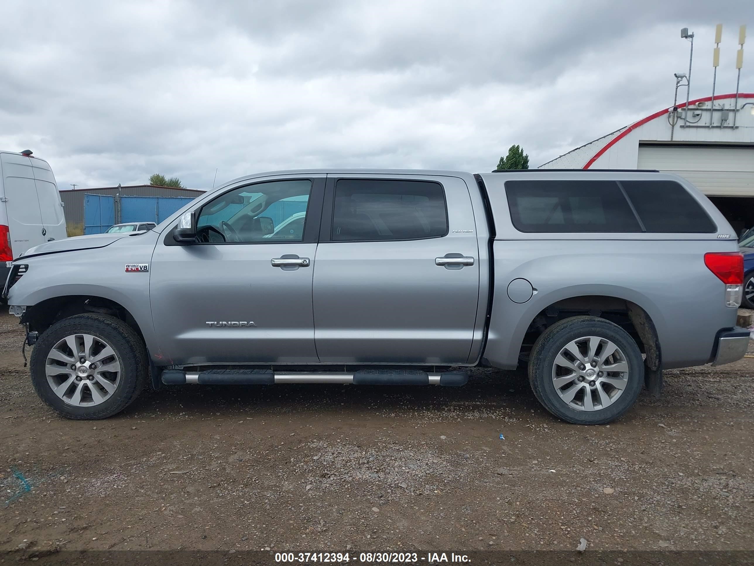 2013 Toyota Tundra Platinum 5.7L V8 vin: 5TFHY5F14DX307581