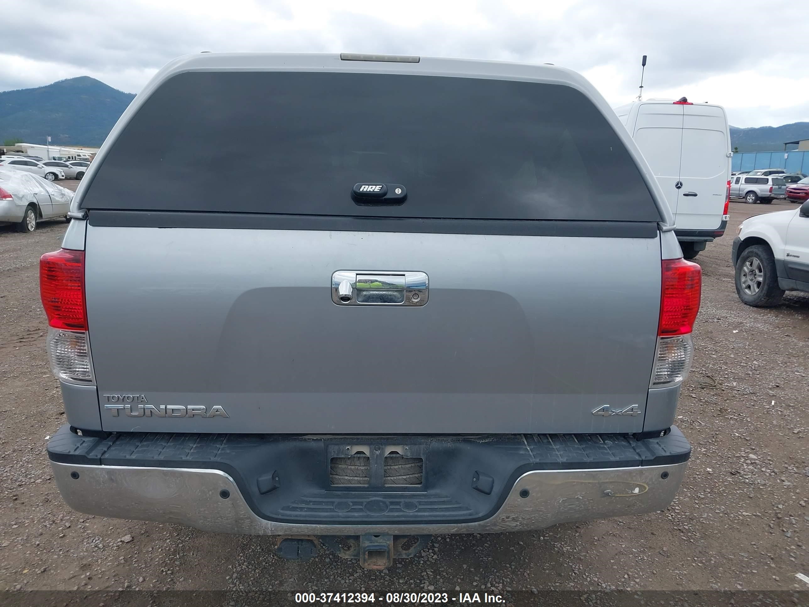 2013 Toyota Tundra Platinum 5.7L V8 vin: 5TFHY5F14DX307581