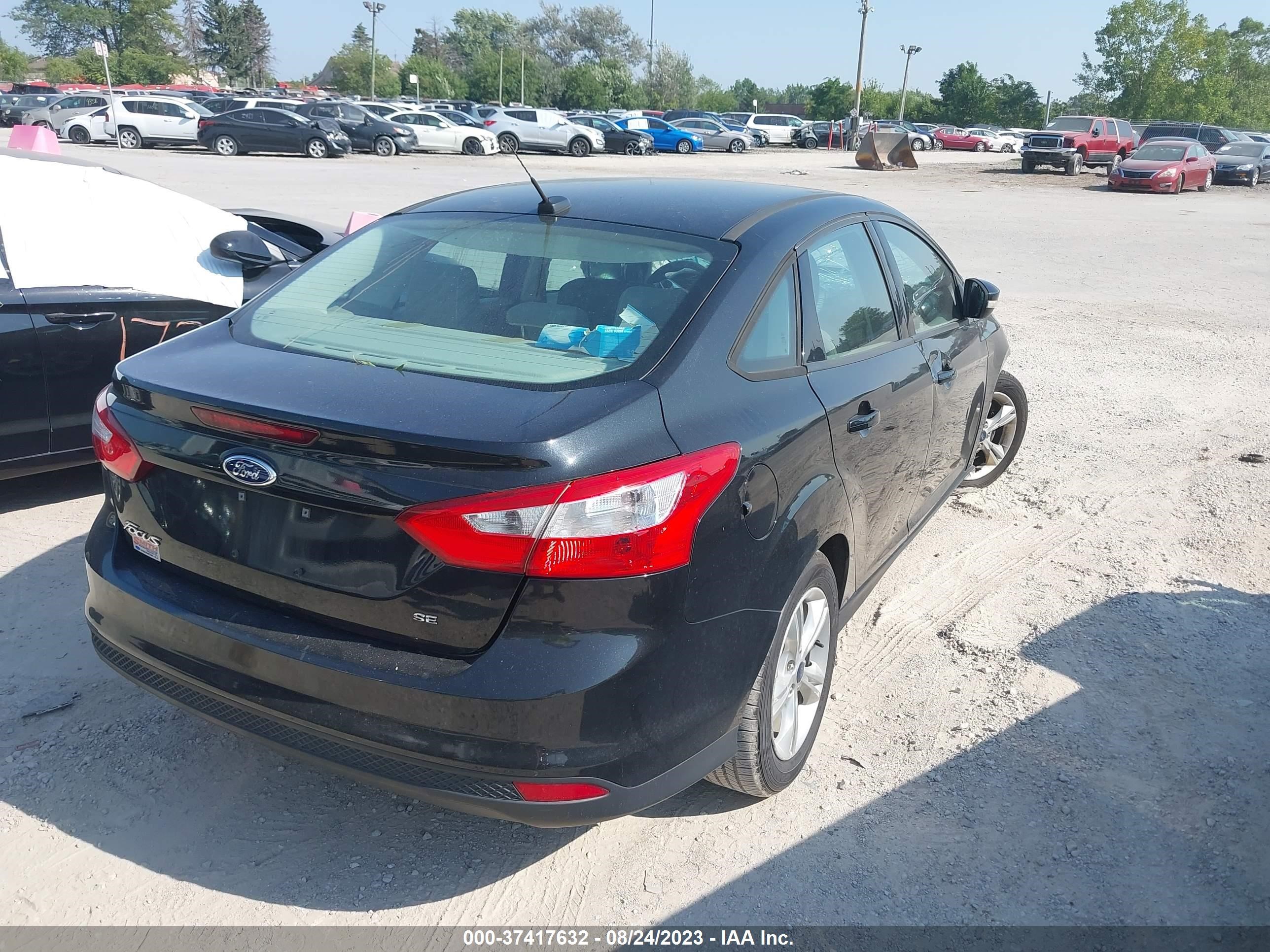 2014 Ford Focus Se vin: 1FADP3F25EL353059