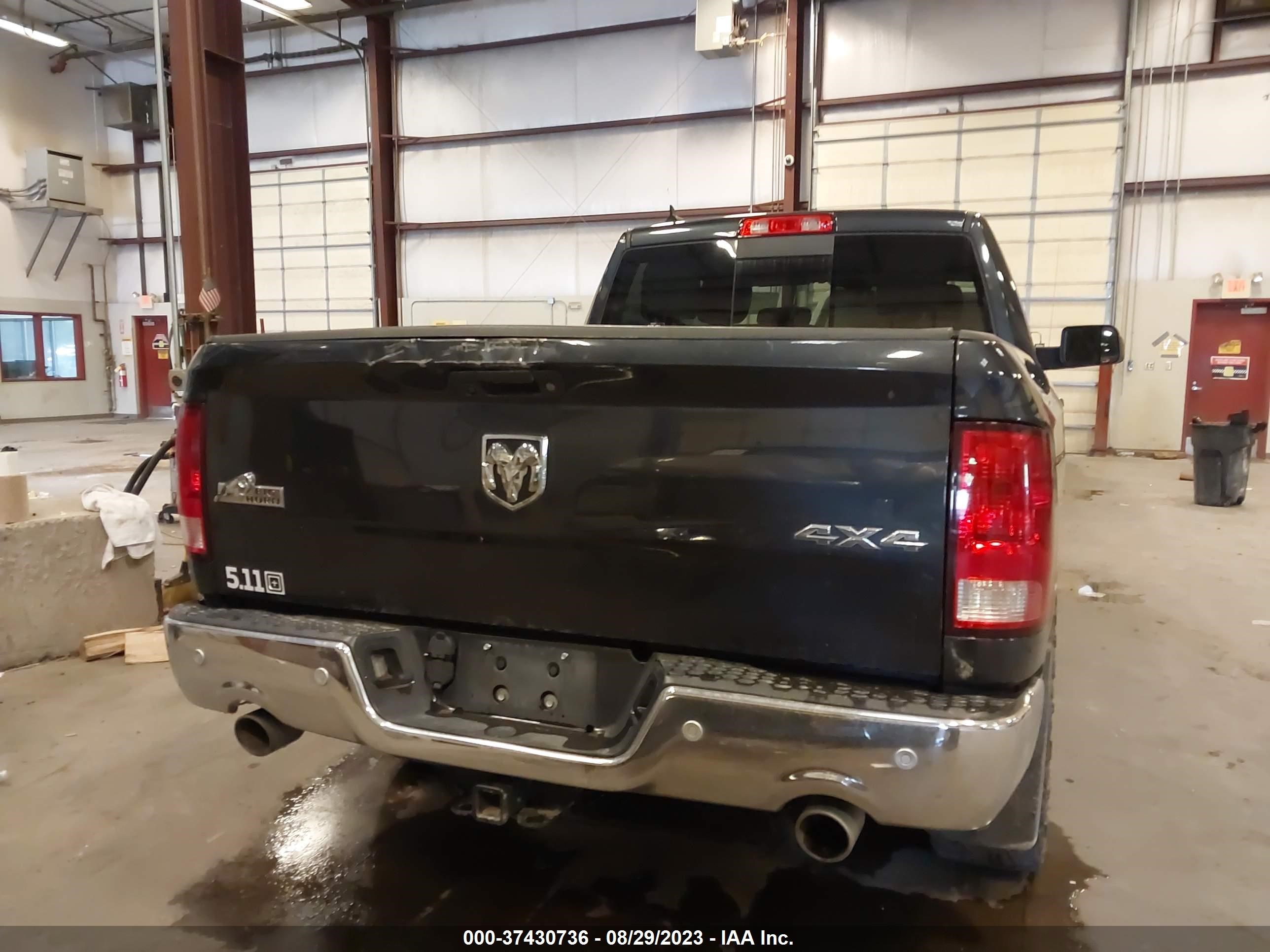 2017 Ram 1500 Big Horn 4X4 6'4" Box vin: 1C6RR7GM4HS857301