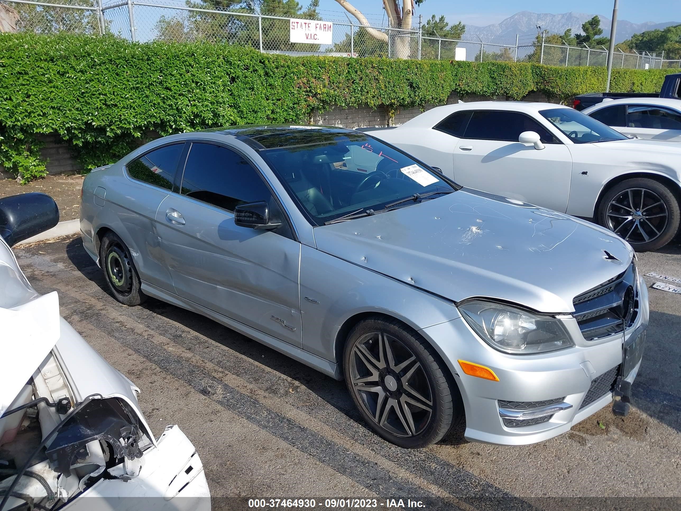 2013 Mercedes-Benz C 250 vin: WDDGJ4HB6DG039736