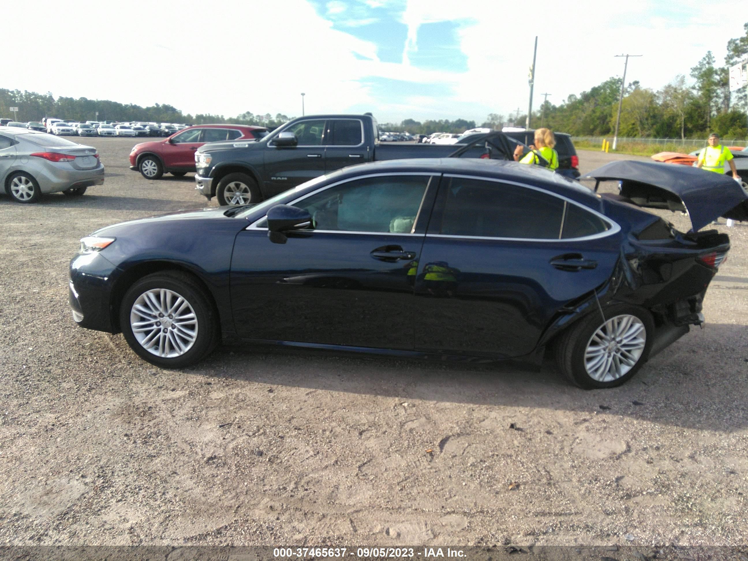 2018 Lexus Es 350 vin: 58ABK1GG8JU083526