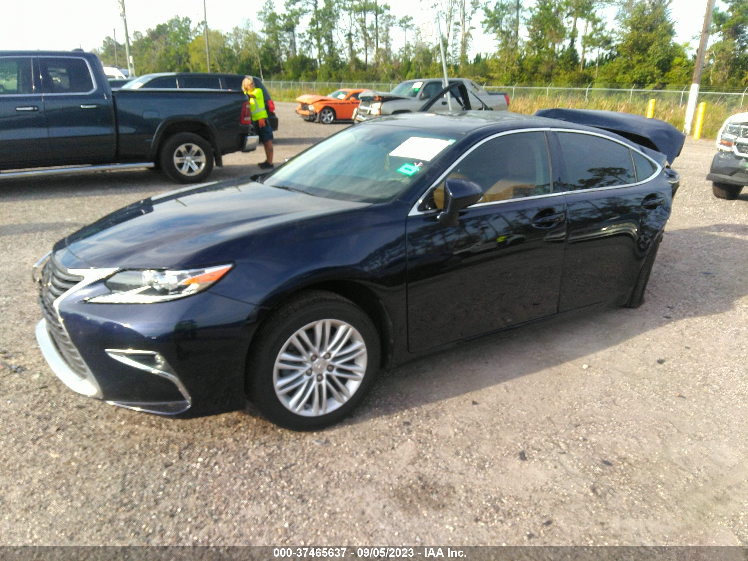 2018 Lexus Es 350 vin: 58ABK1GG8JU083526