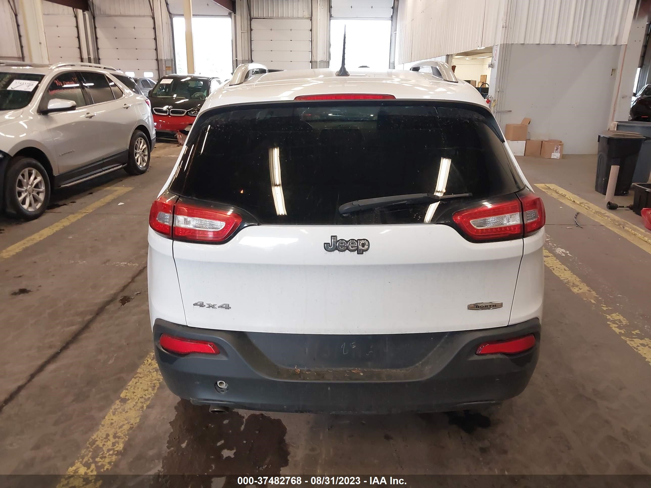 2015 Jeep Cherokee North vin: 1C4PJMCB5FW744781