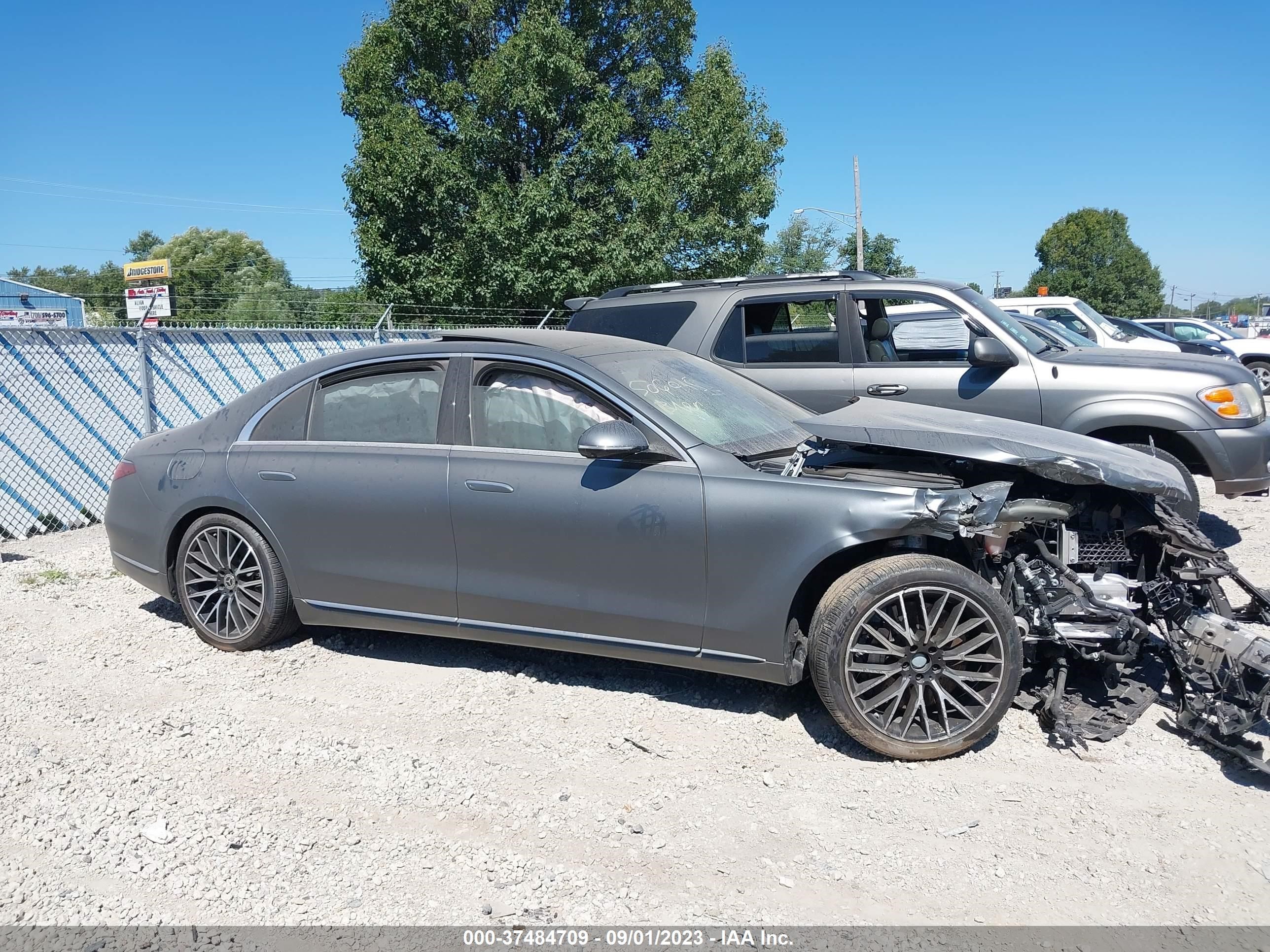 2022 Mercedes-Benz S-Class S 580 vin: W1K6G7GB4NA105136