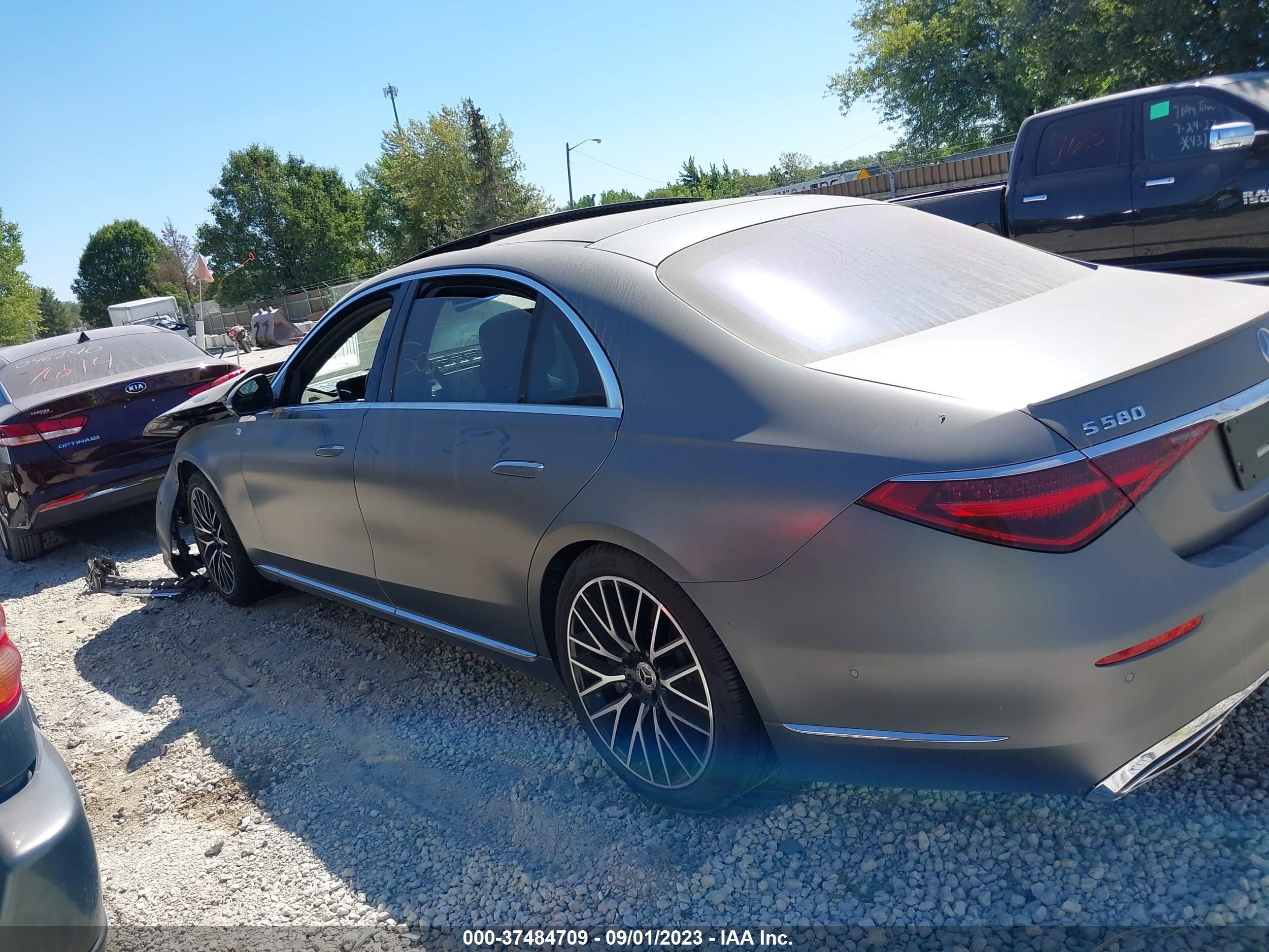 2022 Mercedes-Benz S-Class S 580 vin: W1K6G7GB4NA105136