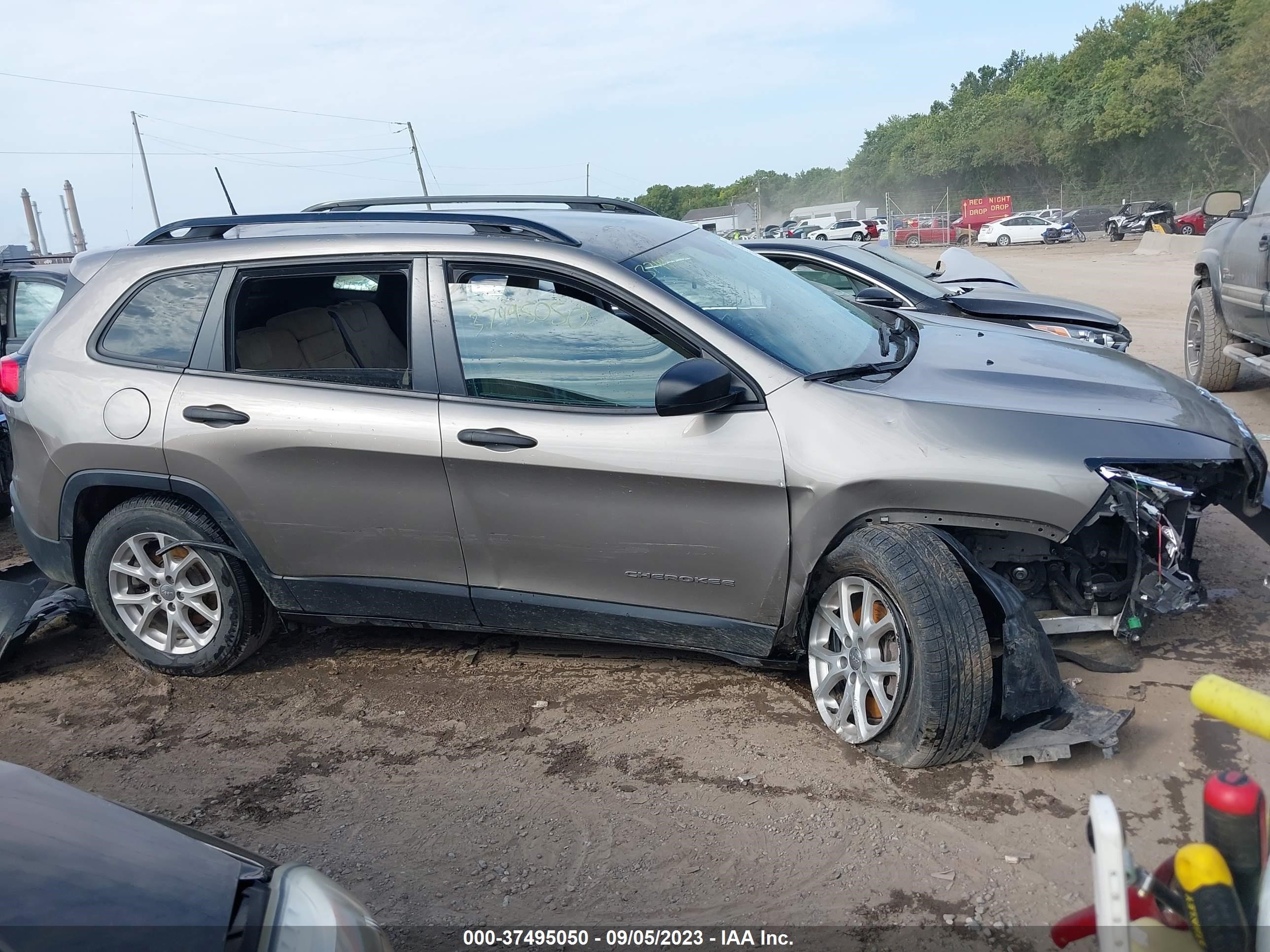 2017 Jeep Cherokee Sport 4X4 vin: 1C4PJMAS5HW633170