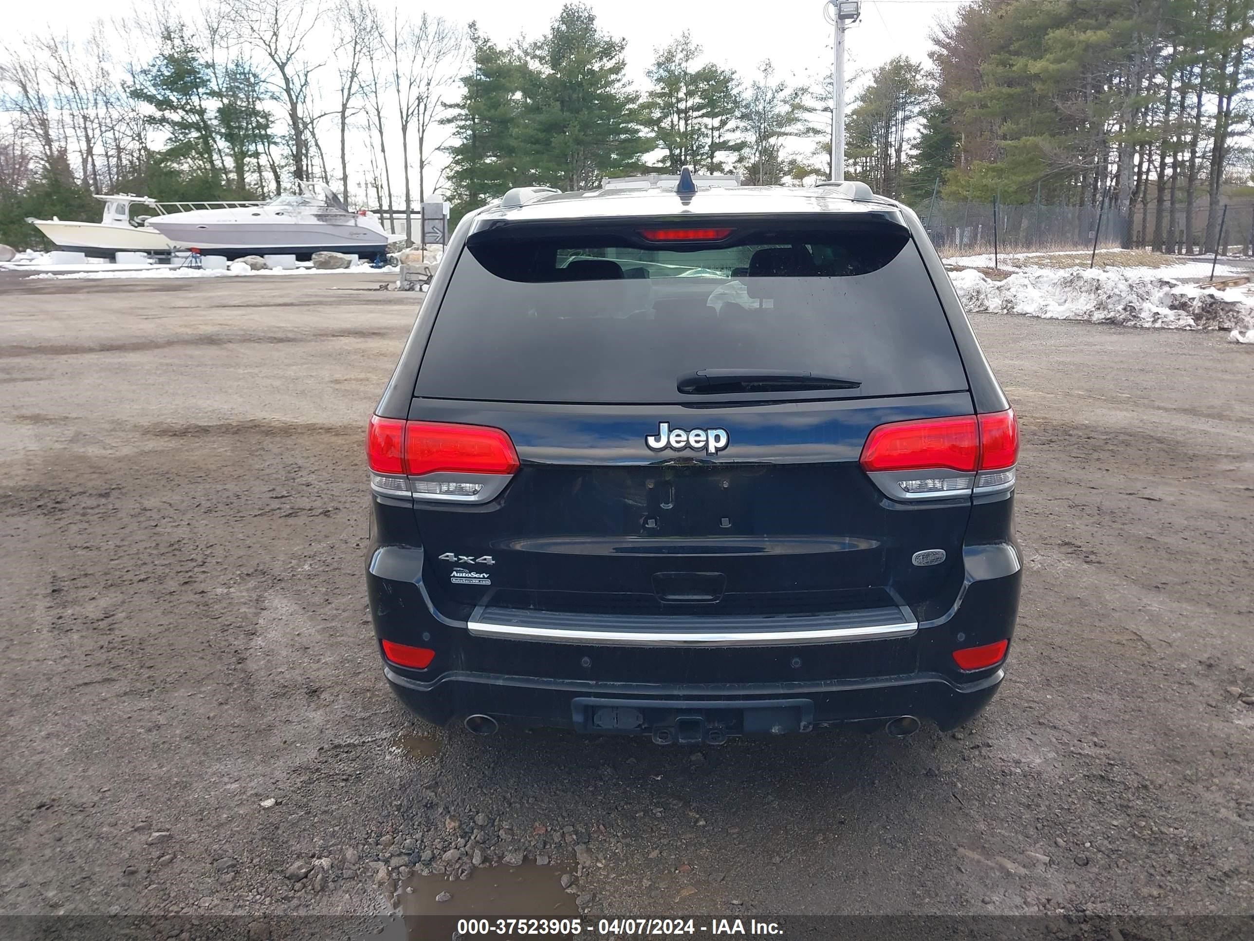 2019 Jeep Grand Cherokee Overland 4X4 vin: 1C4RJFCG2KC558501