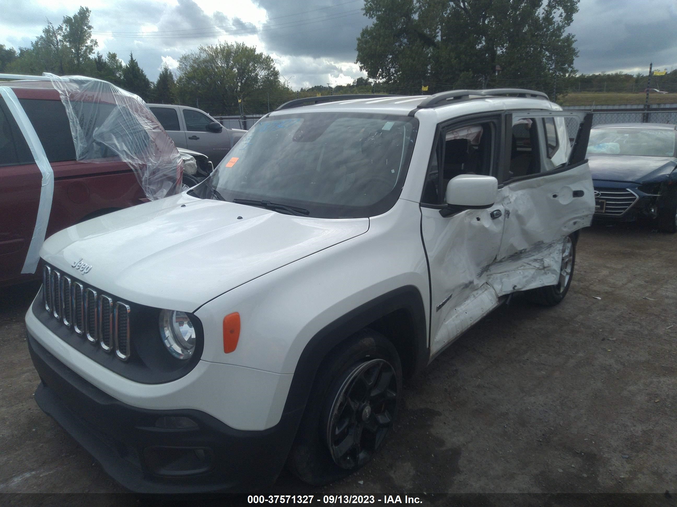 2017 Jeep Renegade Latitude Fwd vin: ZACCJABB0HPG52525