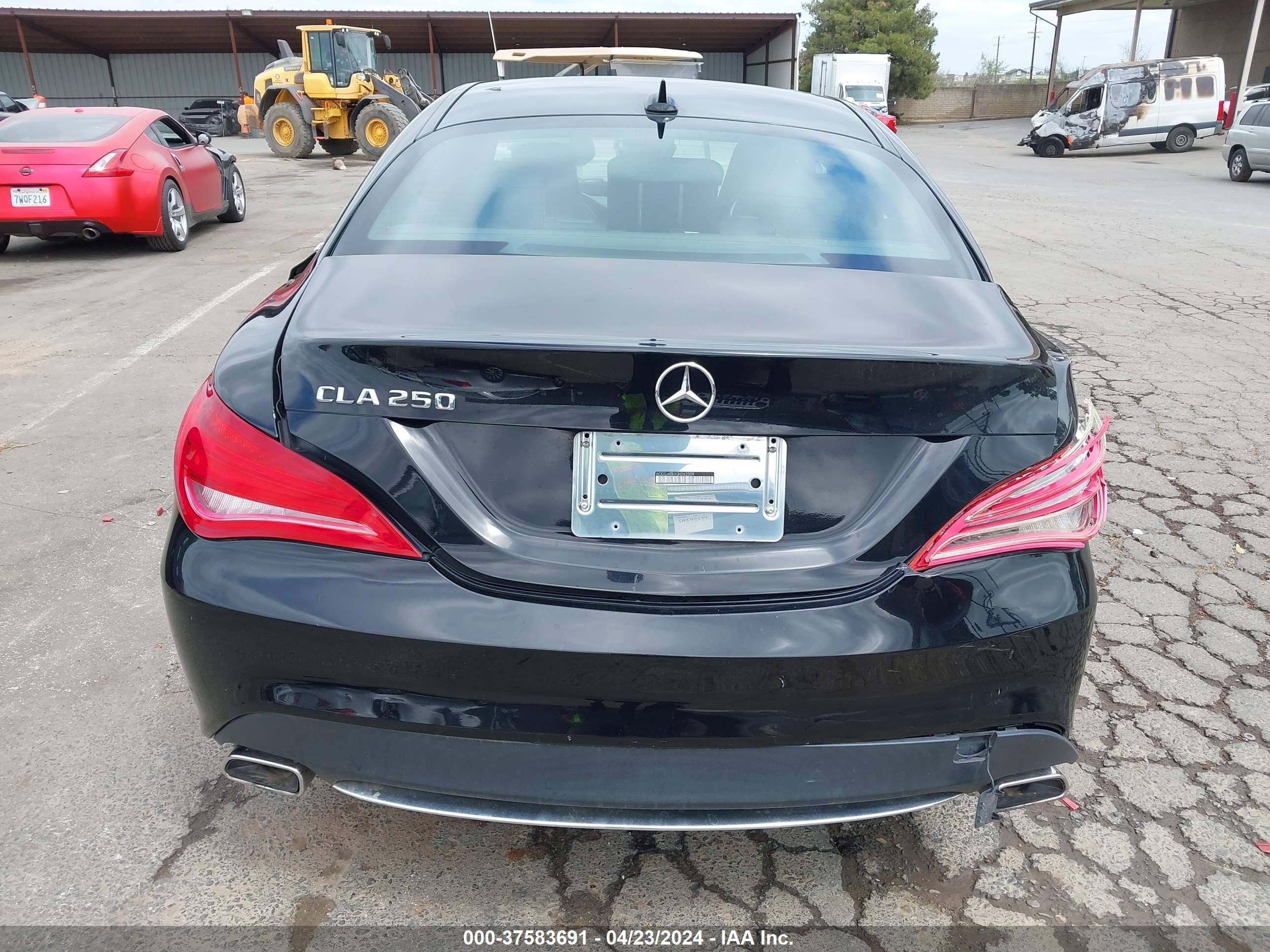 2016 Mercedes-Benz Cla 250 vin: WDDSJ4EB3GN362009