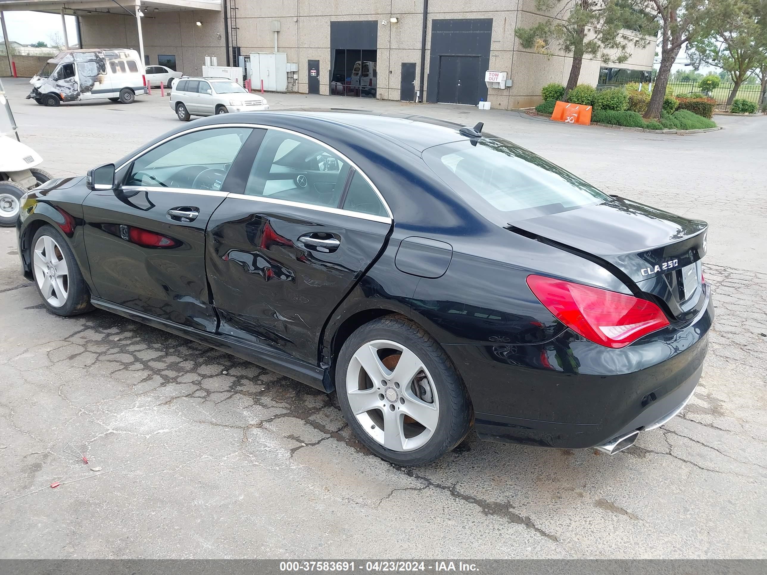 2016 Mercedes-Benz Cla 250 vin: WDDSJ4EB3GN362009