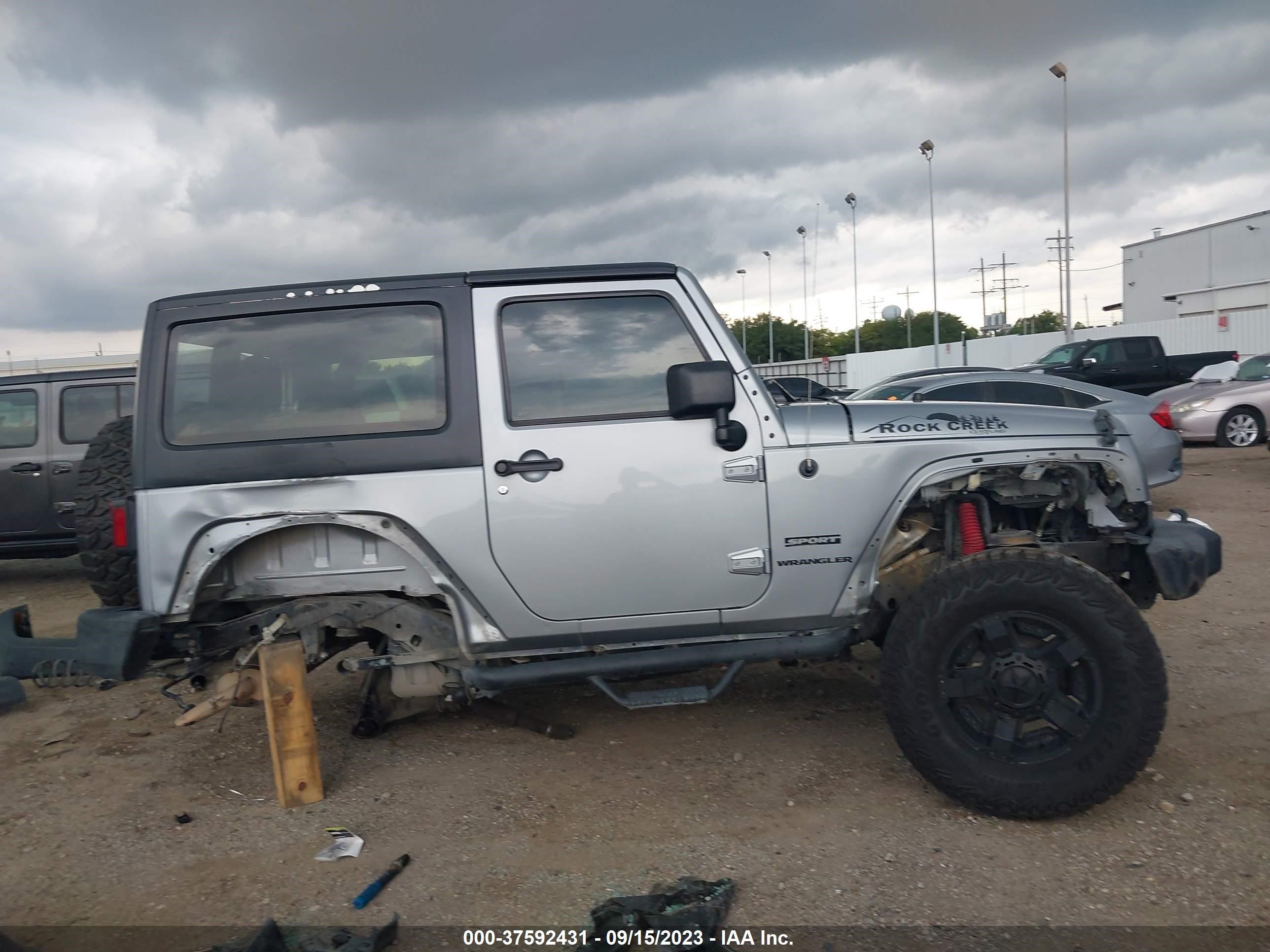 2014 Jeep Wrangler Sport vin: 1C4AJWAG0EL264910