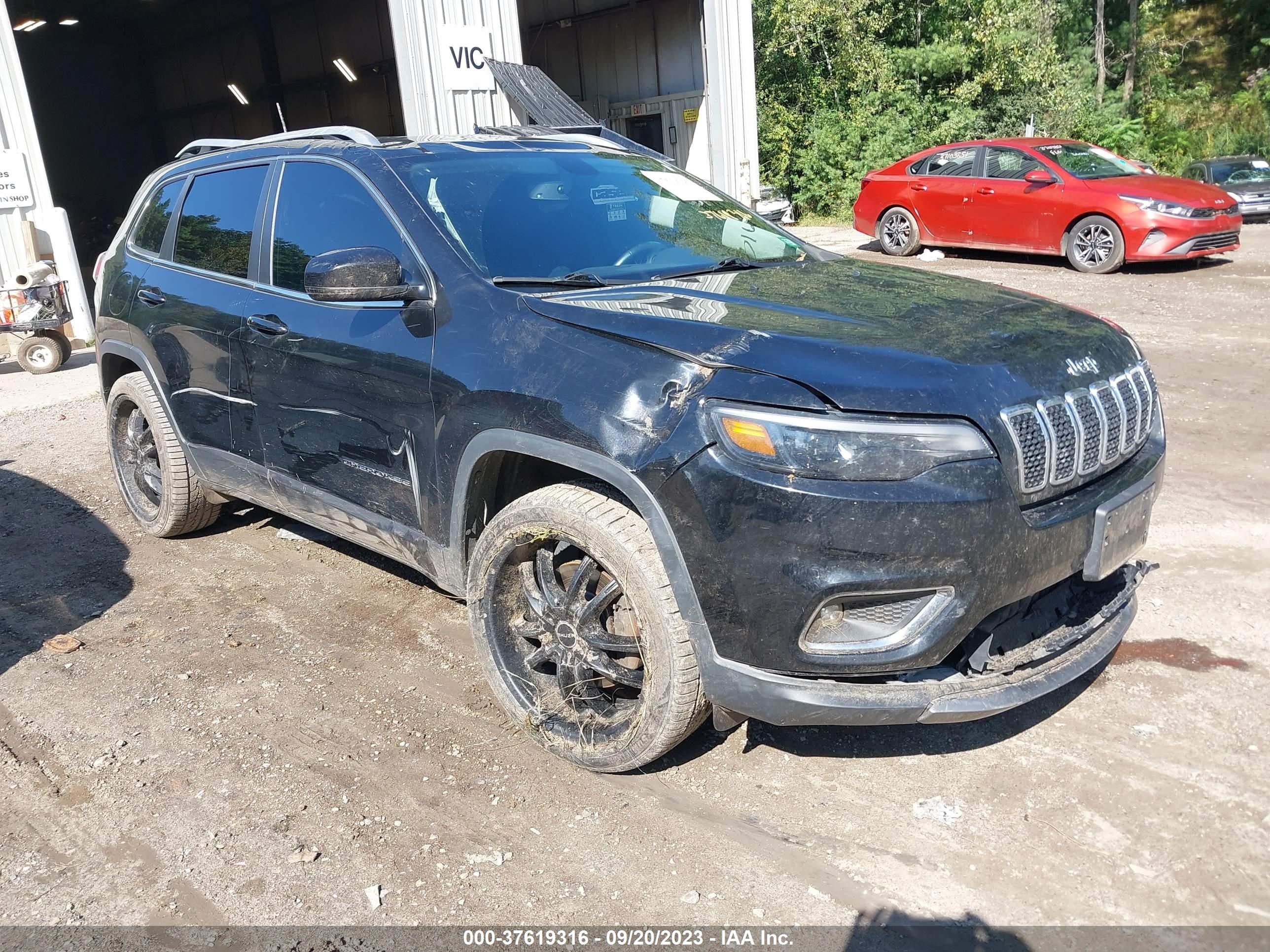 2019 Jeep Cherokee Limited 4X4 vin: 1C4PJMDX2KD126348