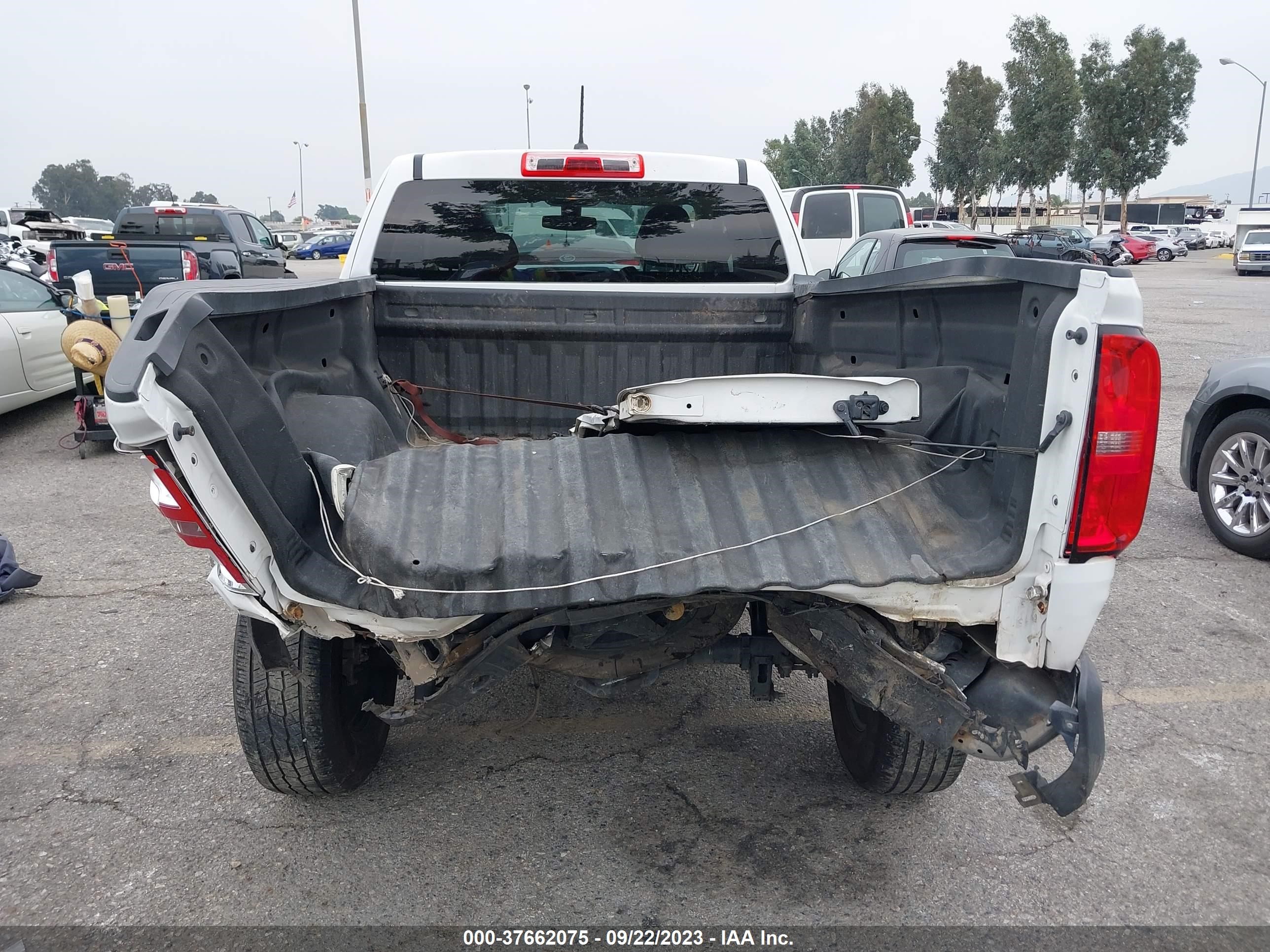 2018 Chevrolet Colorado Wt vin: 1GCHSBEA2J1293406