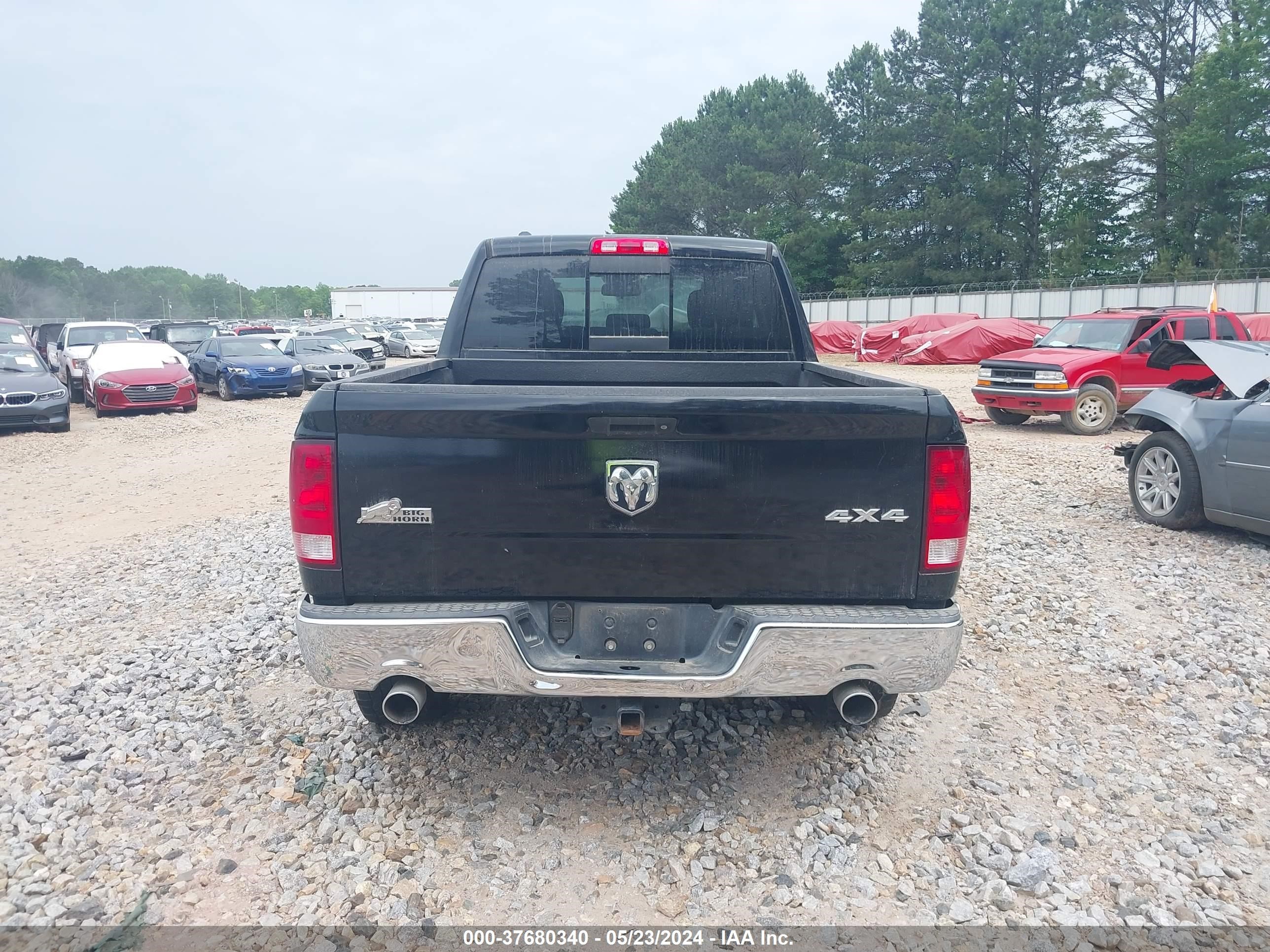 2015 Ram 1500 Big Horn vin: 1C6RR7GT3FS512779