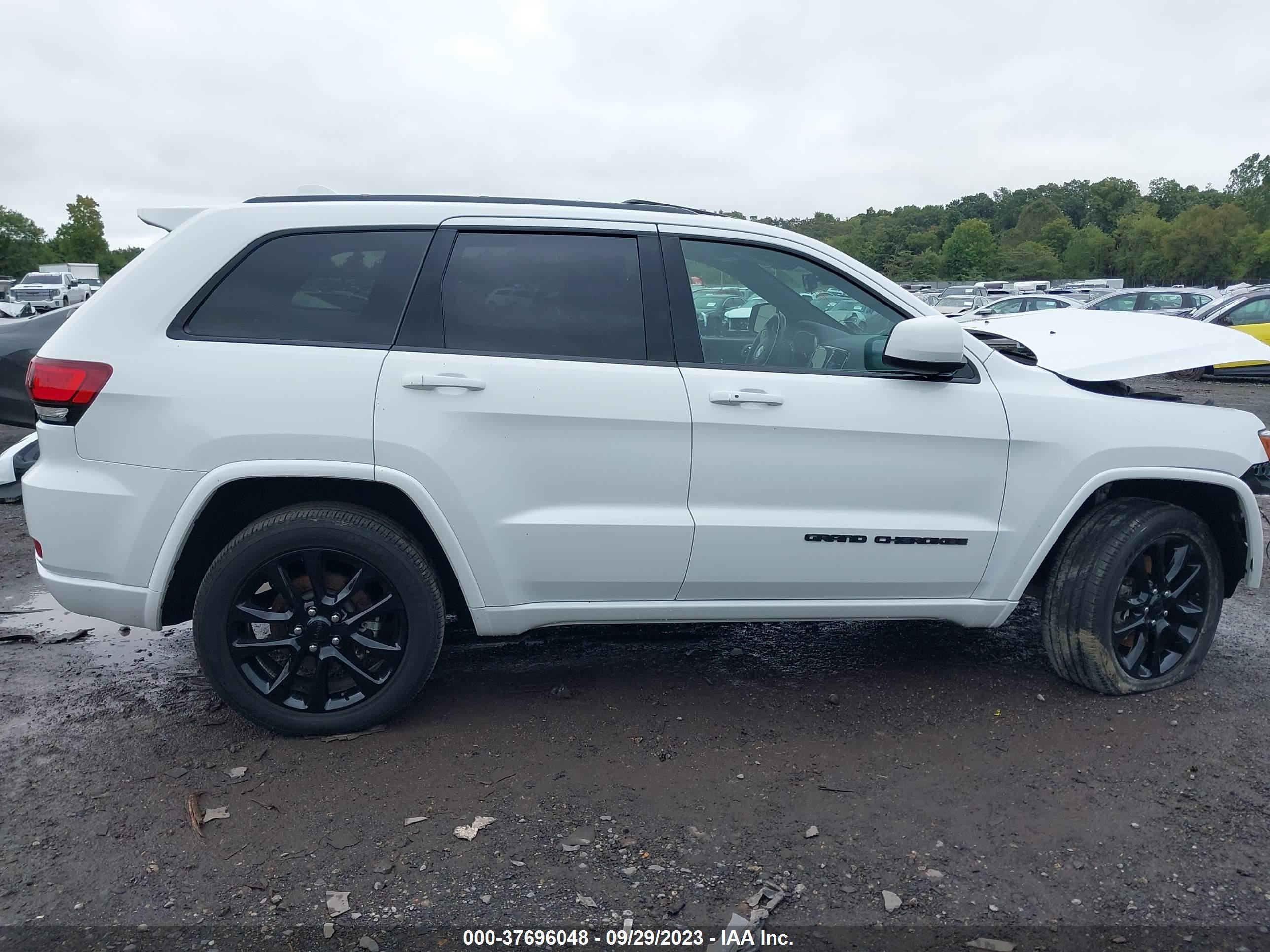 2021 Jeep Grand Cherokee Laredo X 4X4 vin: 1C4RJFAG3MC673484